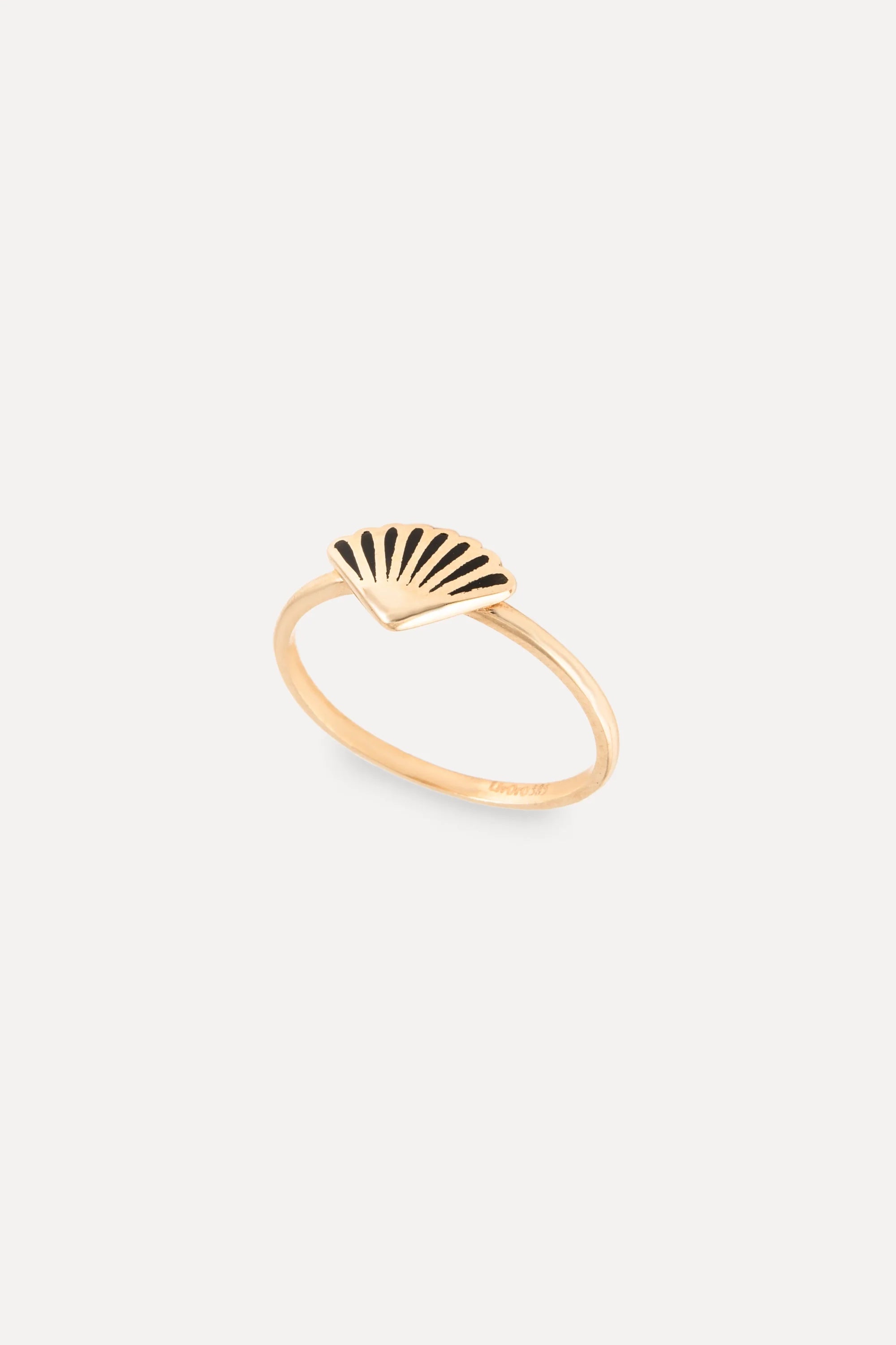14K Gold Sea Shell Ring