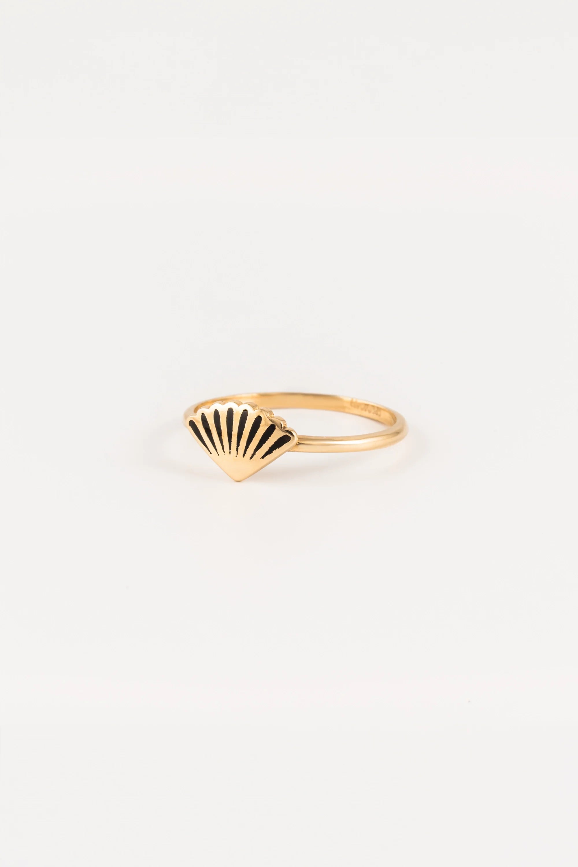 14K Gold Sea Shell Ring