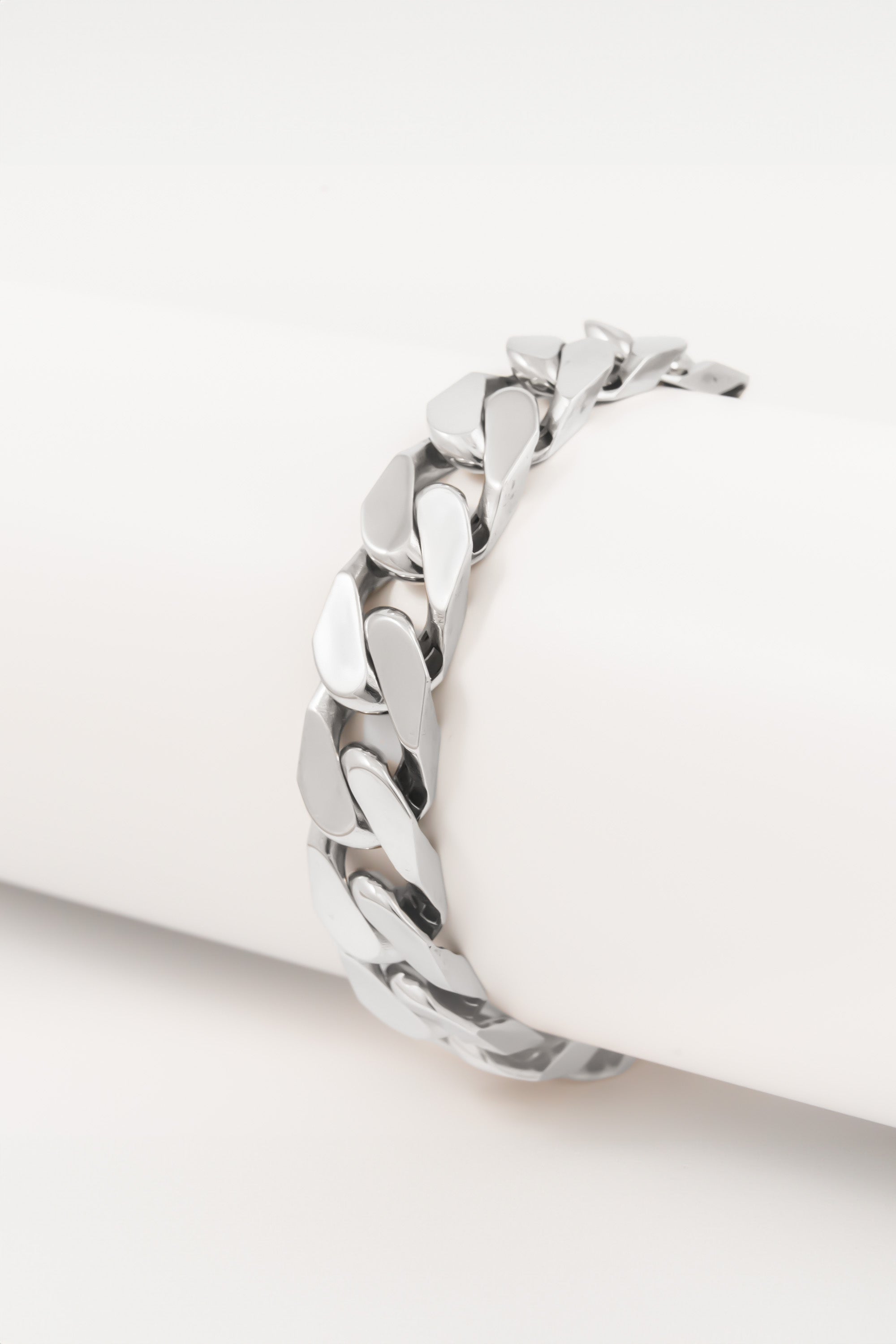 14K White Gold Cuban Chain Bracelet