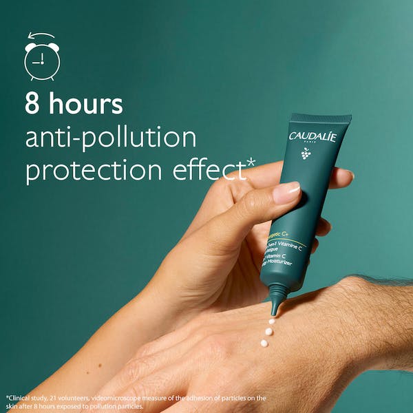 Caudalie Vinergetic C Soin 3 In 1 Vitamine C Anti-Fatigue Creme 40 ml / 1.4 fl oz (2-Pack)
