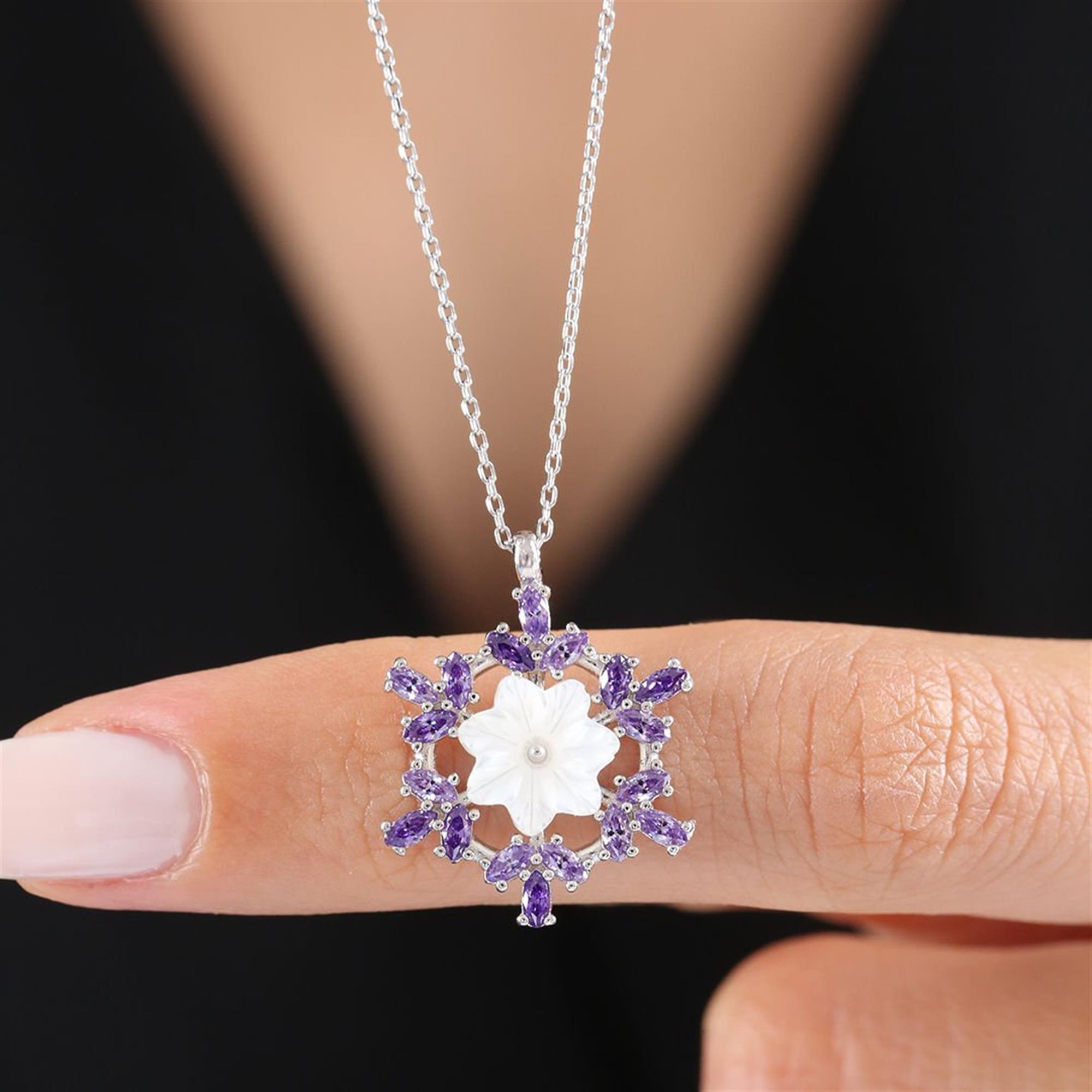 Amethyst Crystal Snowflake Flowers Silver Necklace