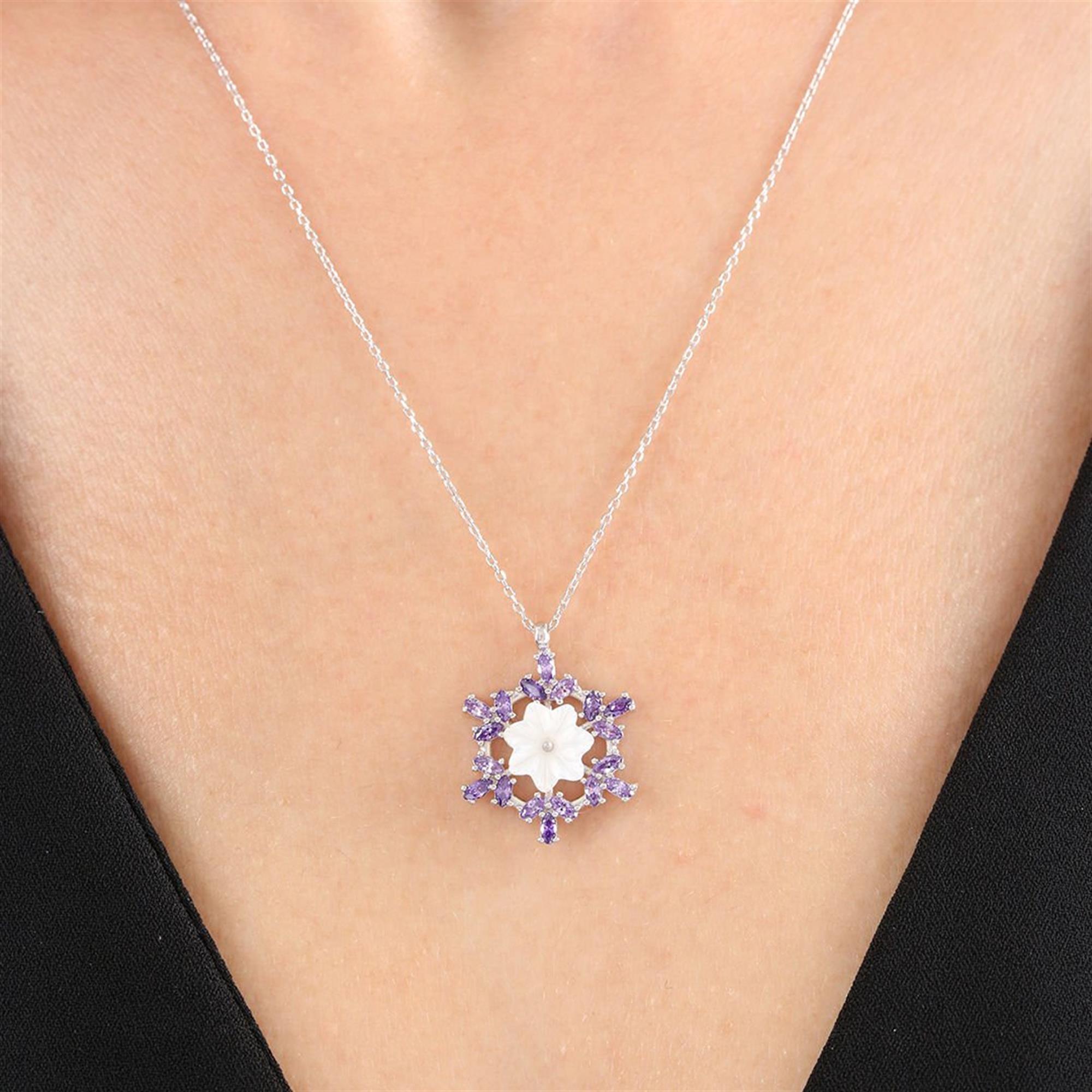 Amethyst Crystal Snowflake Flowers Silver Necklace