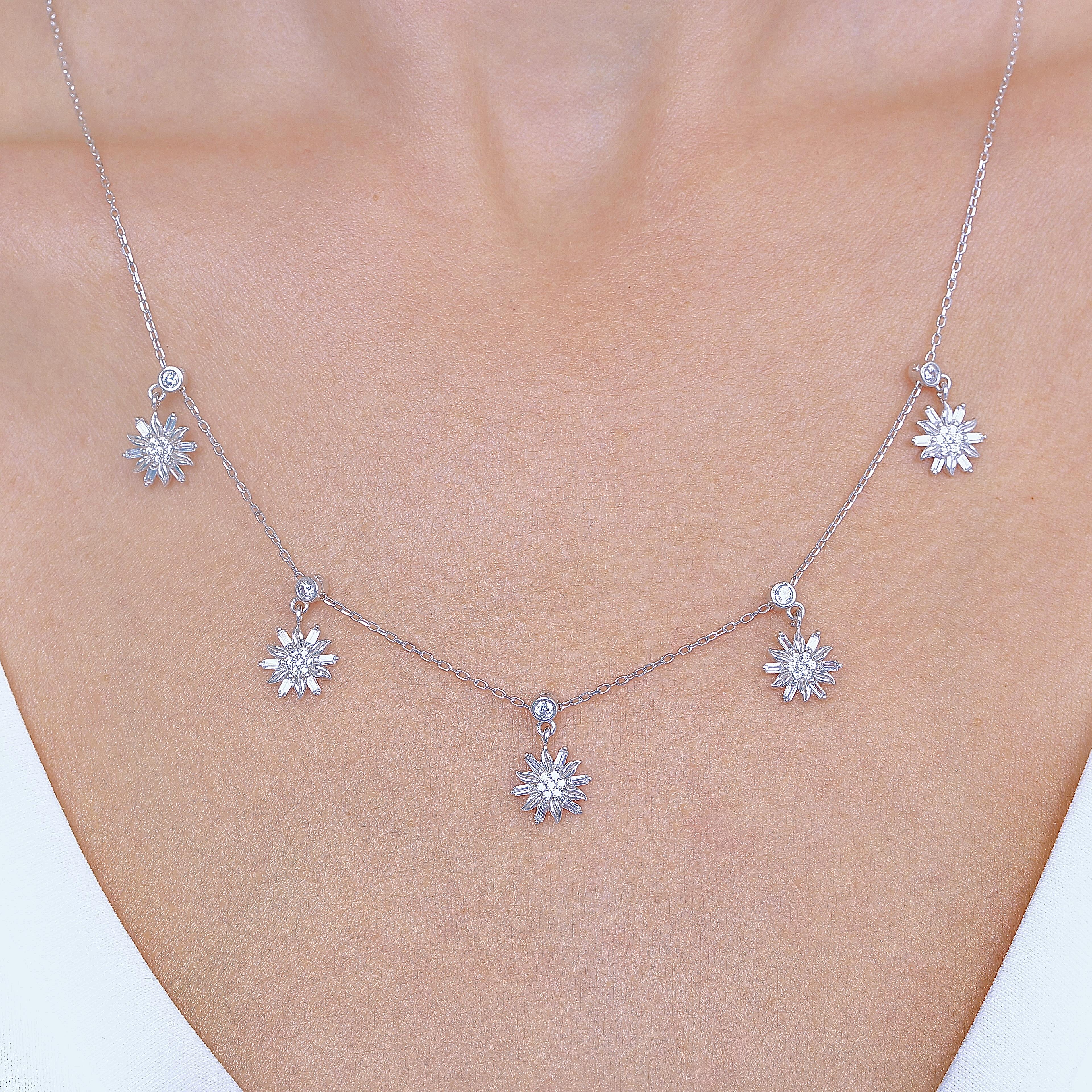 Baguette Flower Luck Silver Choker Necklace