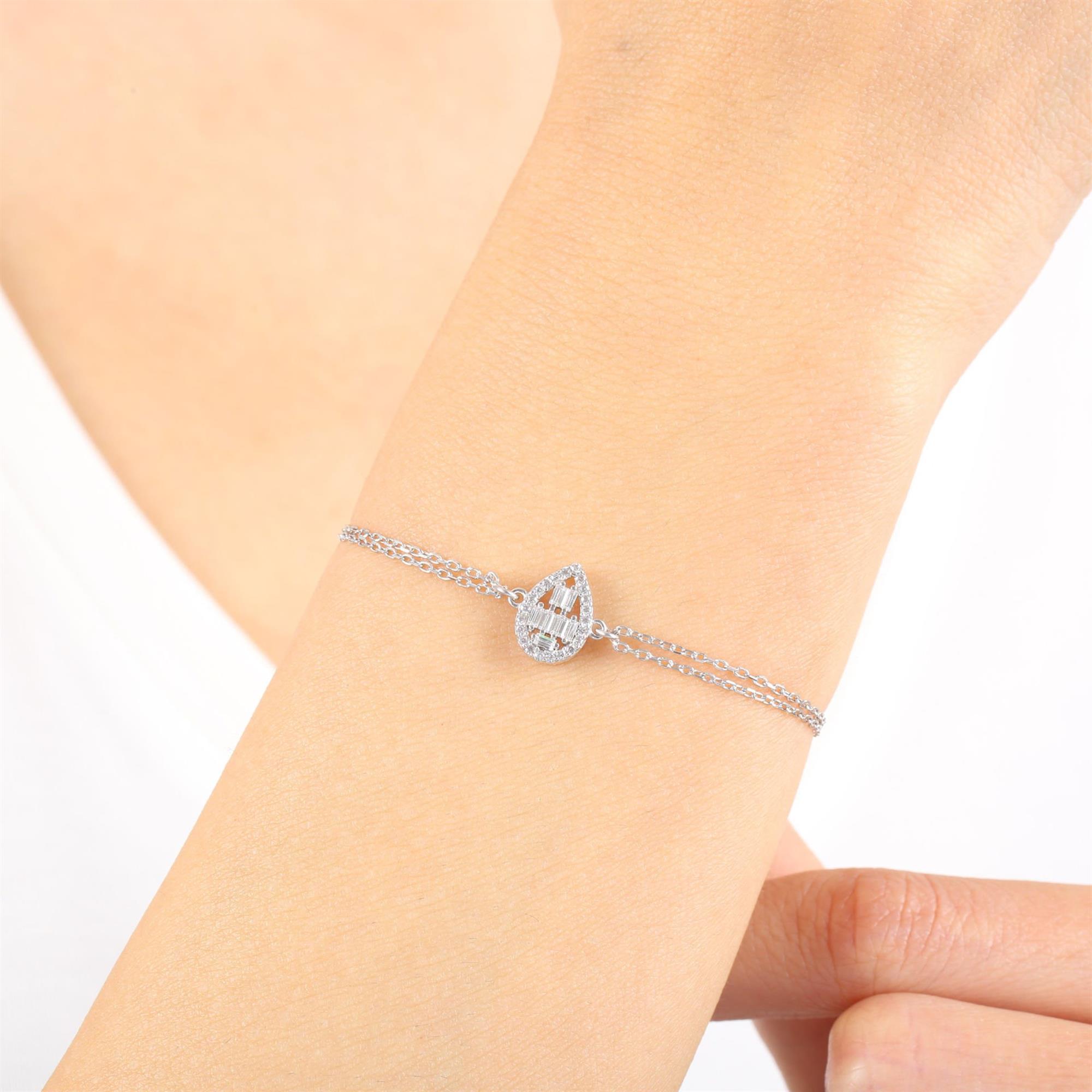 dainty sparkle jewelry for women