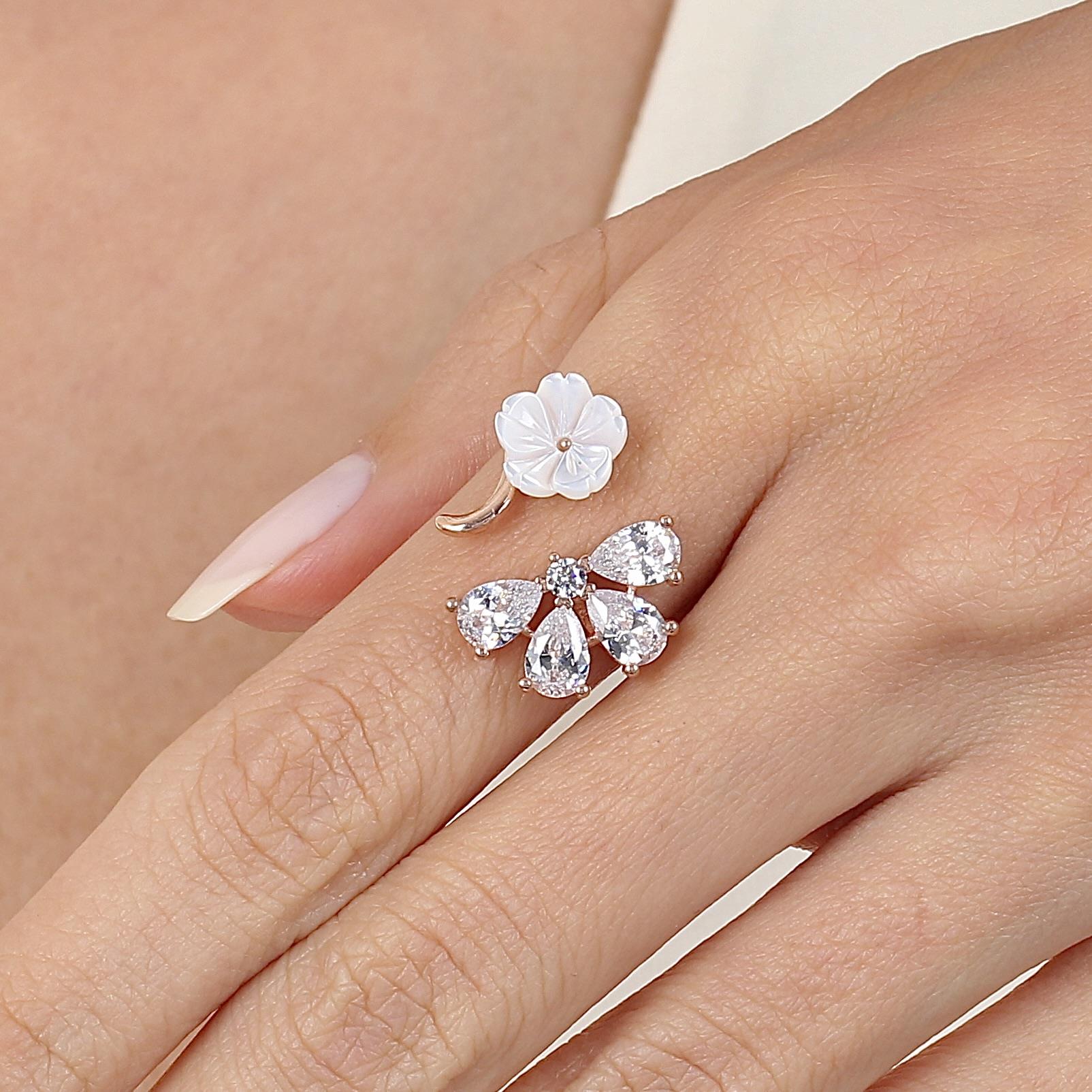 Drop Tale Magnolia Flower Rose Gold Ring