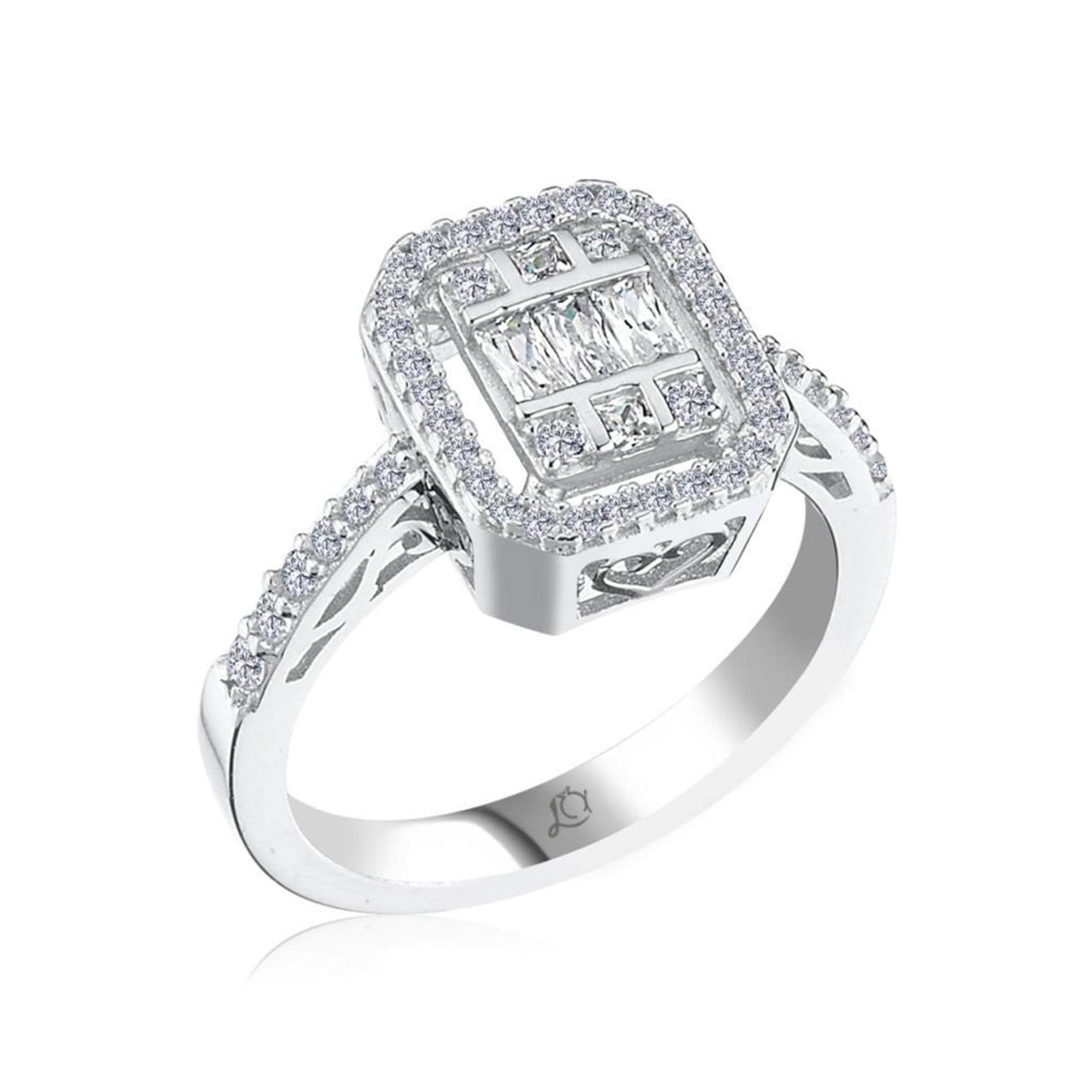 Effective Diamond Avangarde Baguette Solitaire Silver Ring
