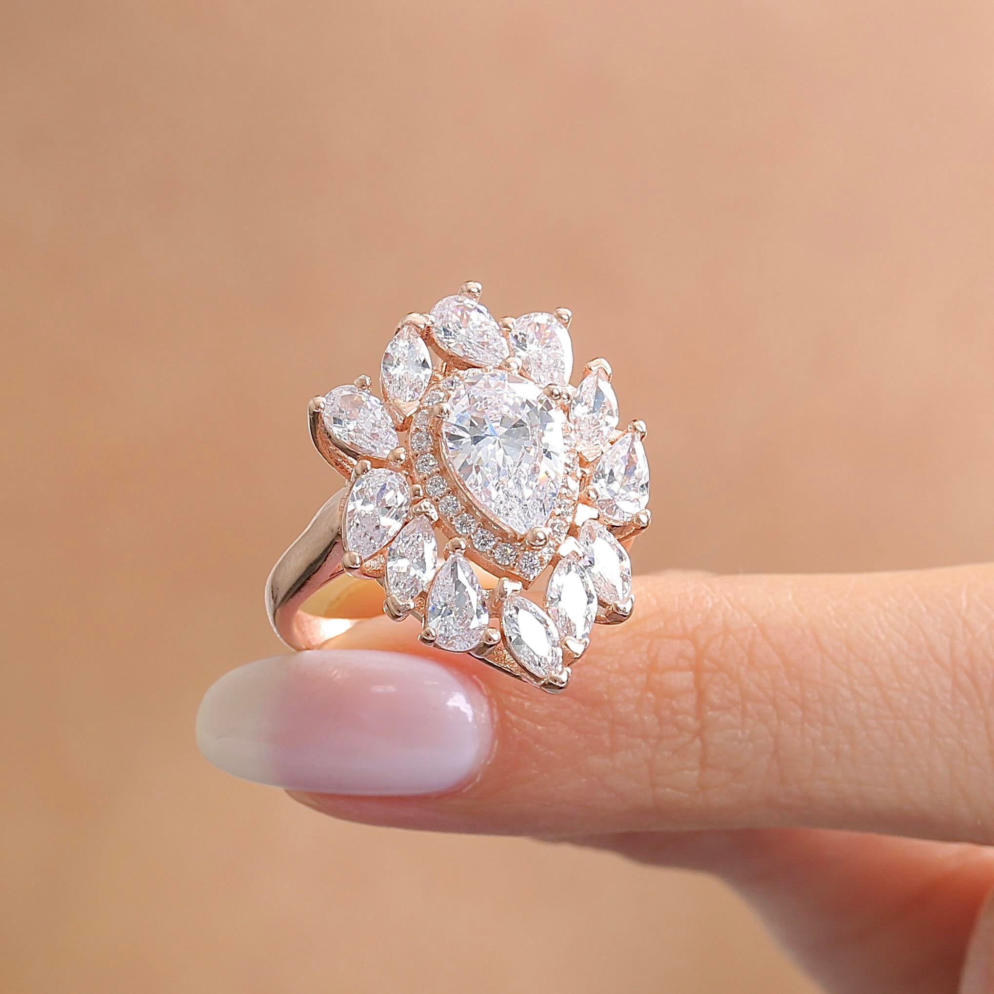 Effective Diamond Istanbul Grandeur Sparkling Rose Gold Ring
