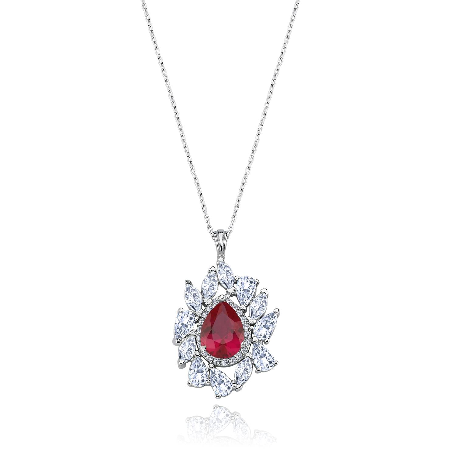 Effective Diamond Istanbul Grandeur Ruby Silver Necklace