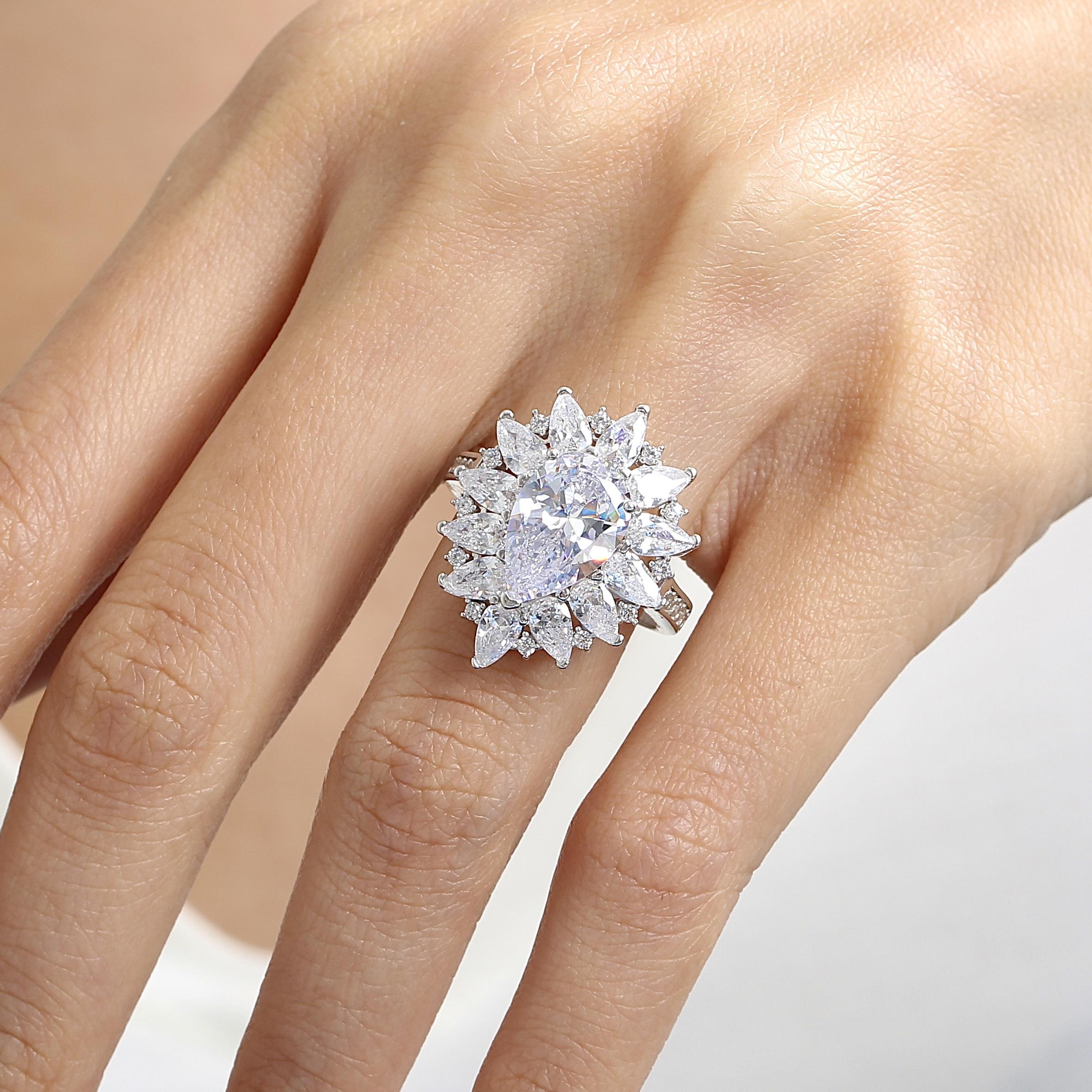 Effective Diamond London Passion Sparkling Silver Ring