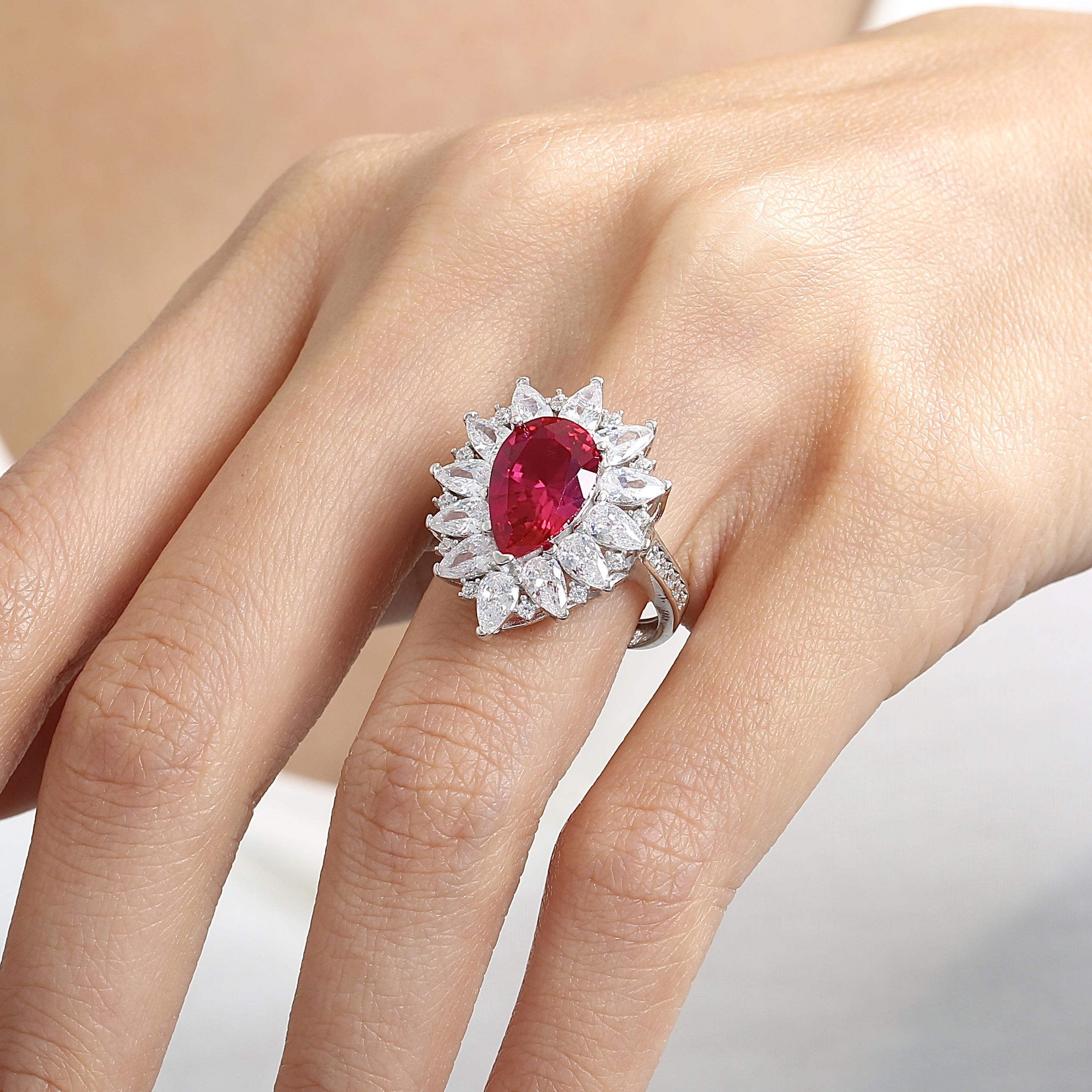 Effective Diamond London Passion Ruby Silver Ring
