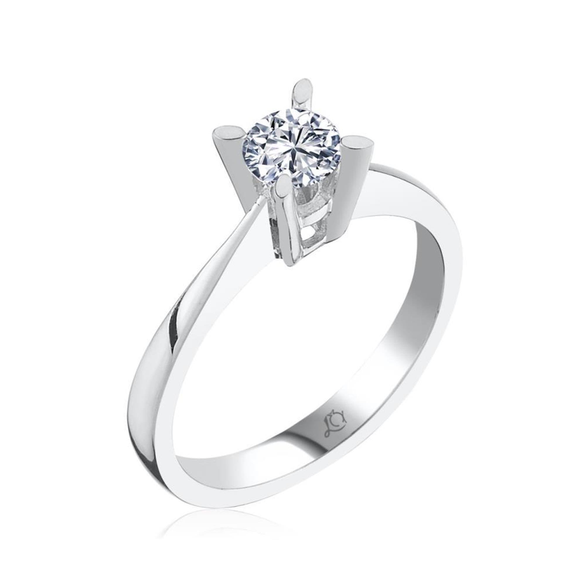 Effective Diamond Elegant Solitaire Silver Ring