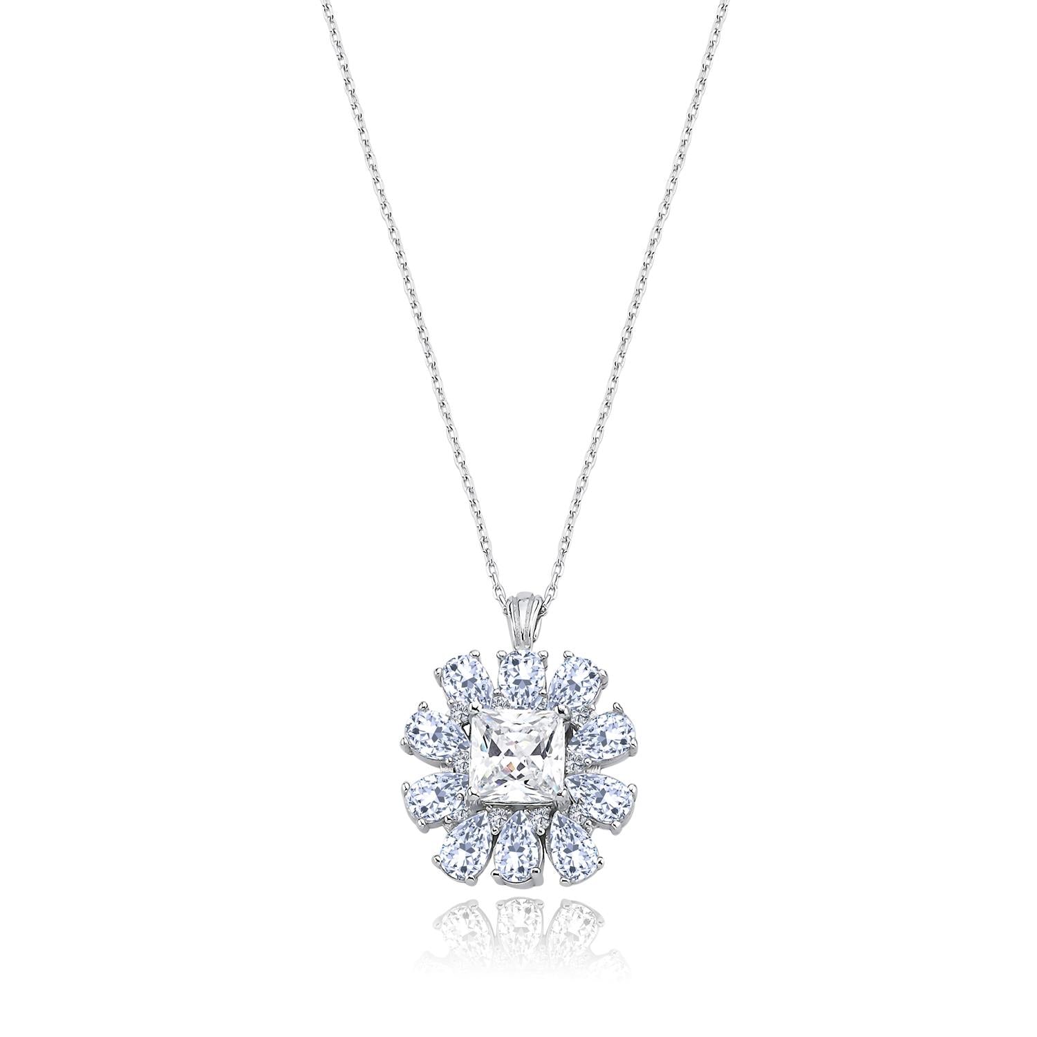 Effective Diamond Milano Dream White Stone Silver Necklace