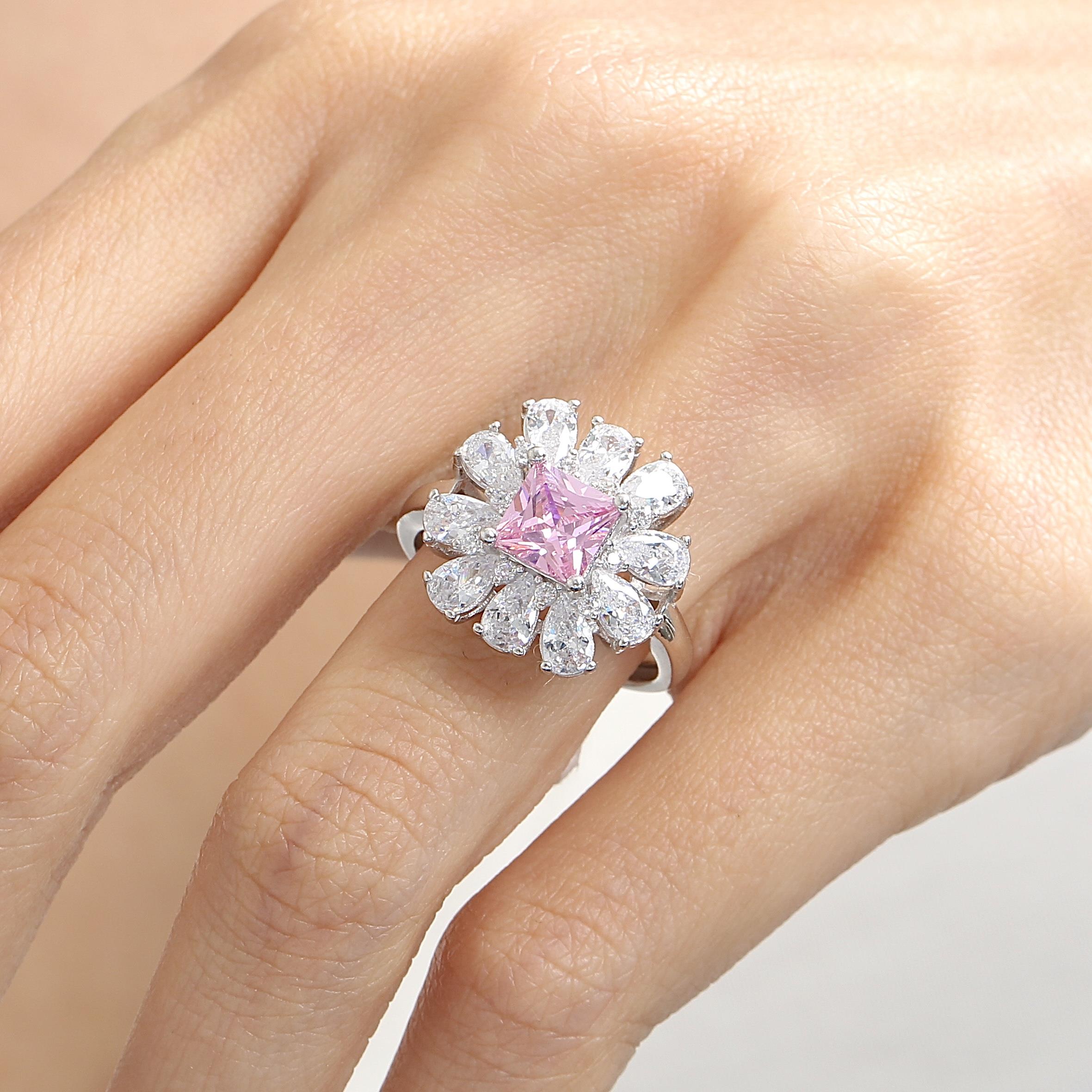 Effective Diamond Milano Dream Pink Stone Silver Ring