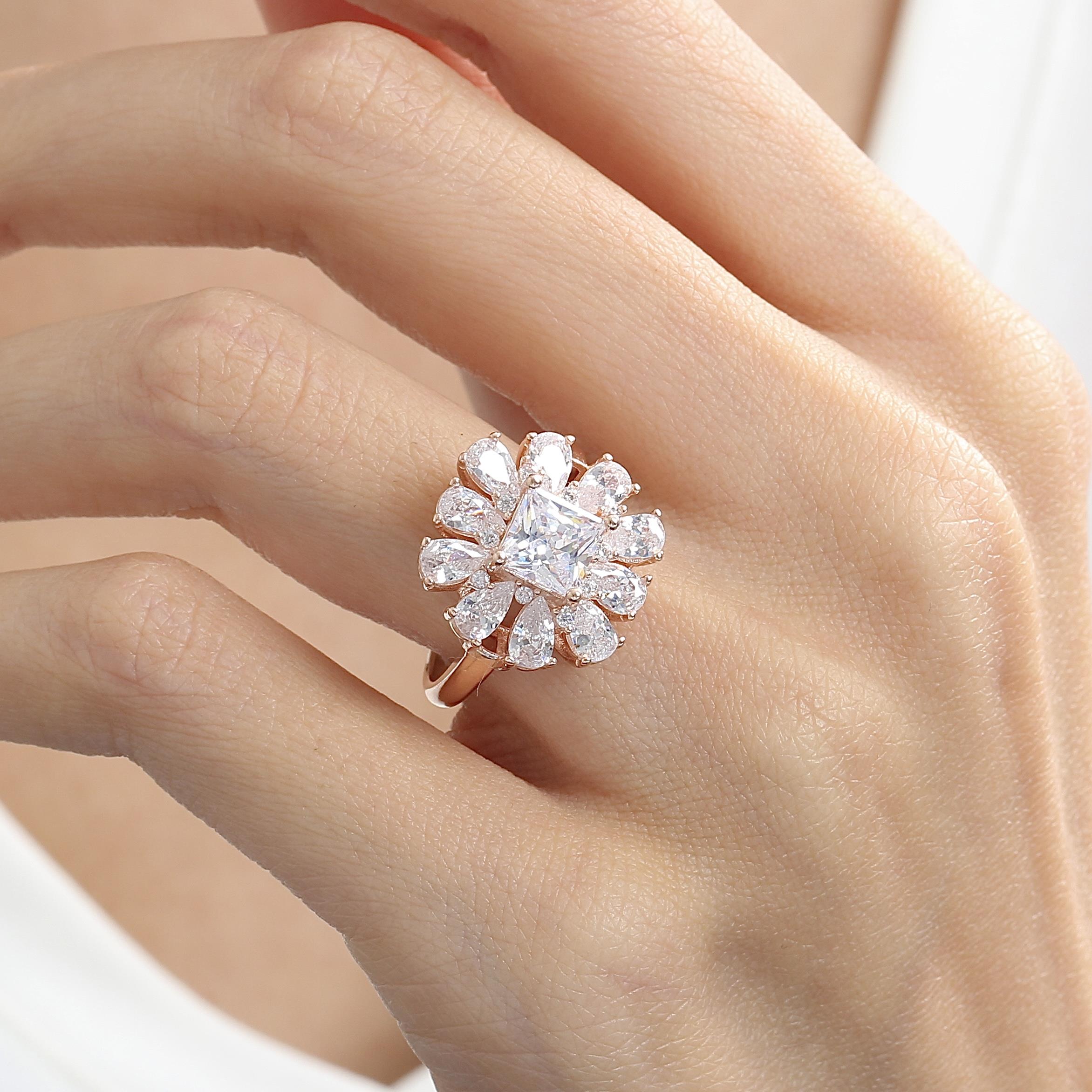 Effective Diamond Milano Dream Sparkling Rose Gold Ring