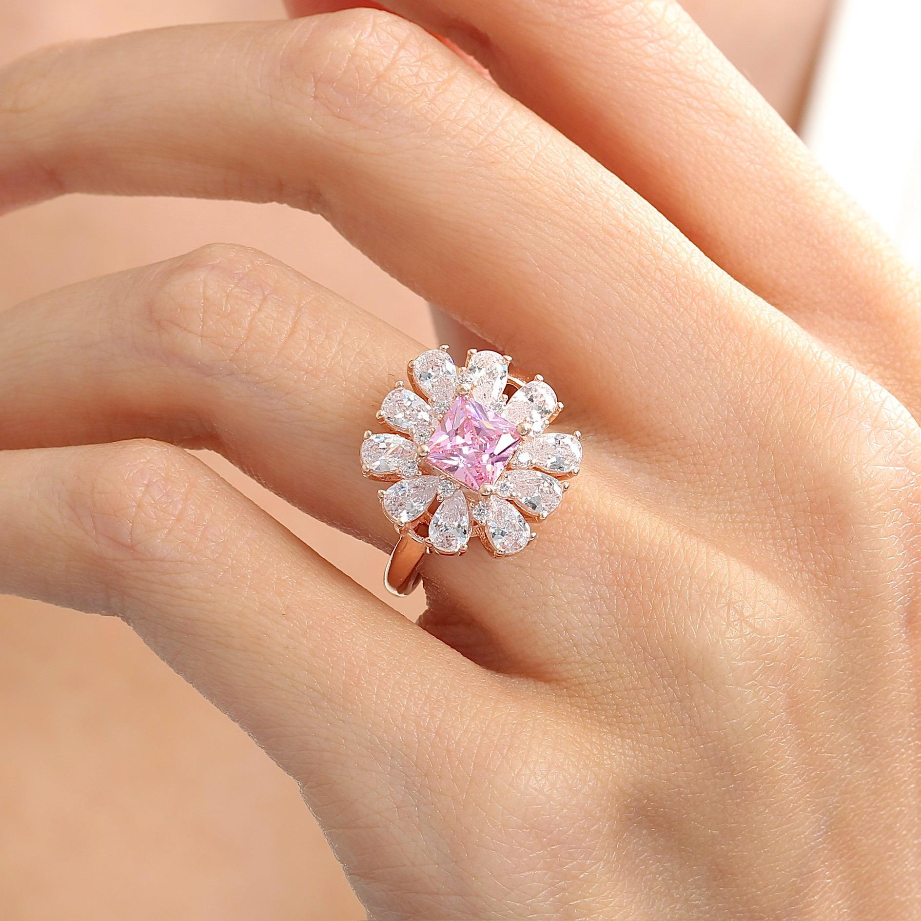 Effective Diamond Milano Dream Pink Stone Rose Gold Ring