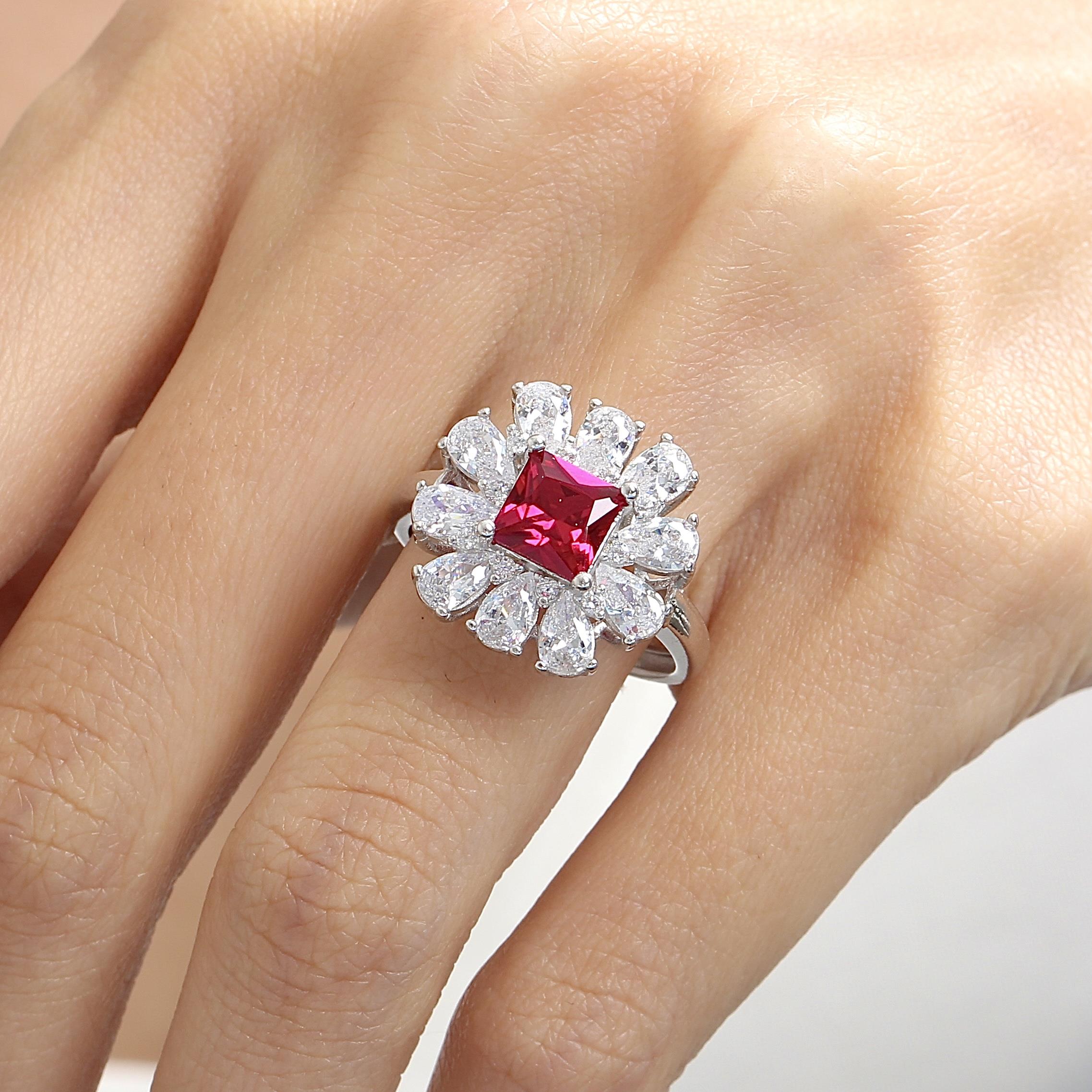 Effective Diamond Milano Dream Ruby Stone Silver Ring