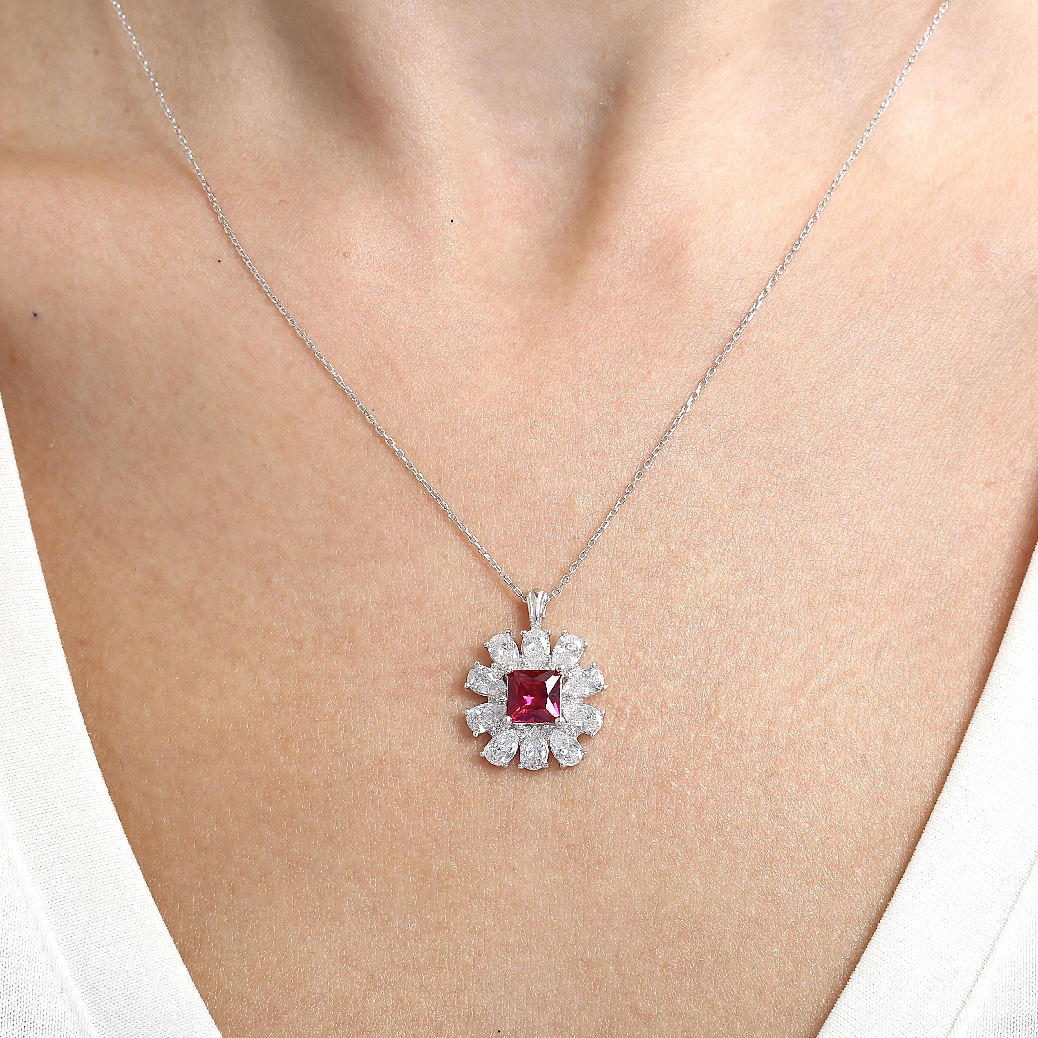 Effective Diamond Milano Dream Ruby Stone Silver Necklace