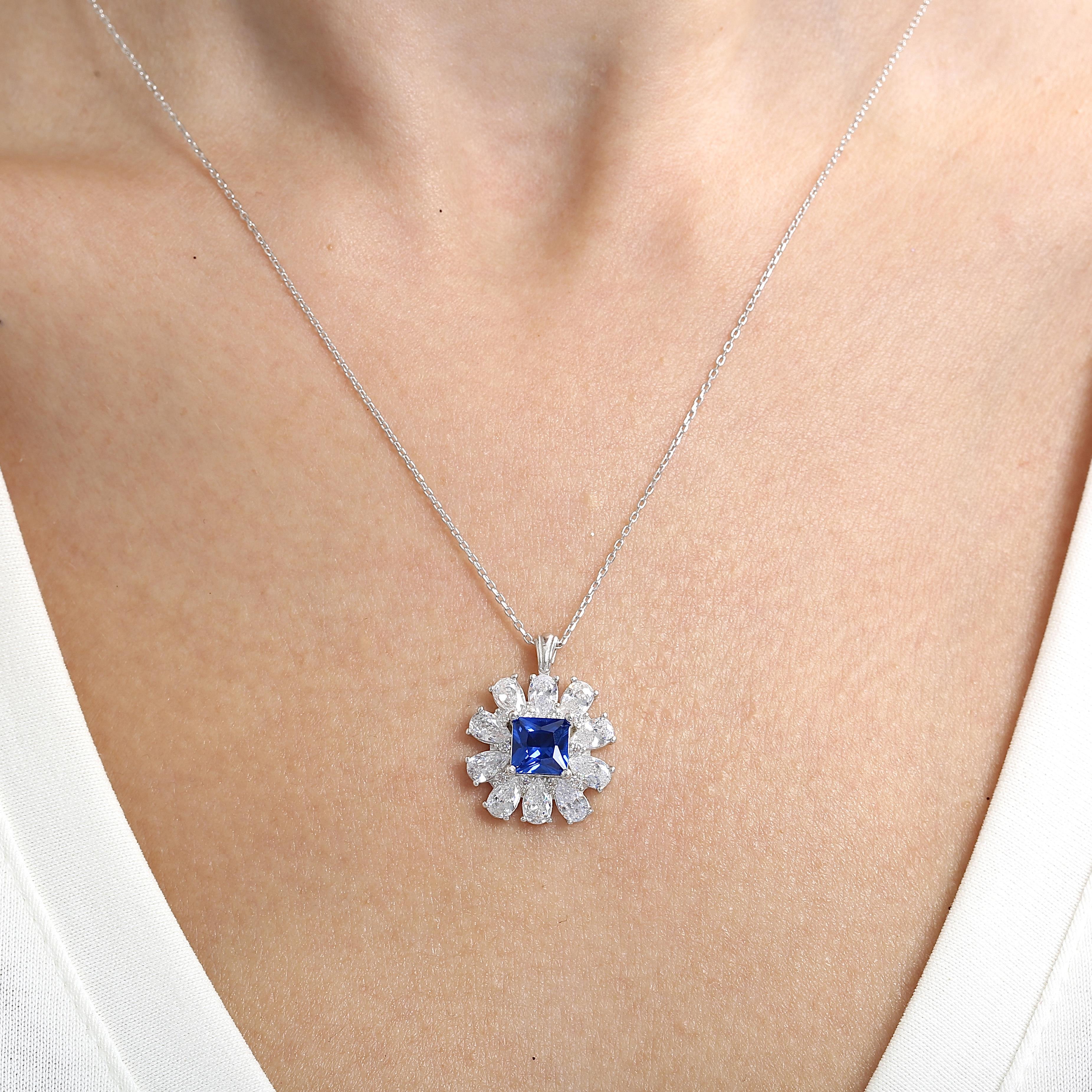 Effective Diamond Milano Dream Sapphire Stone Silver Necklace
