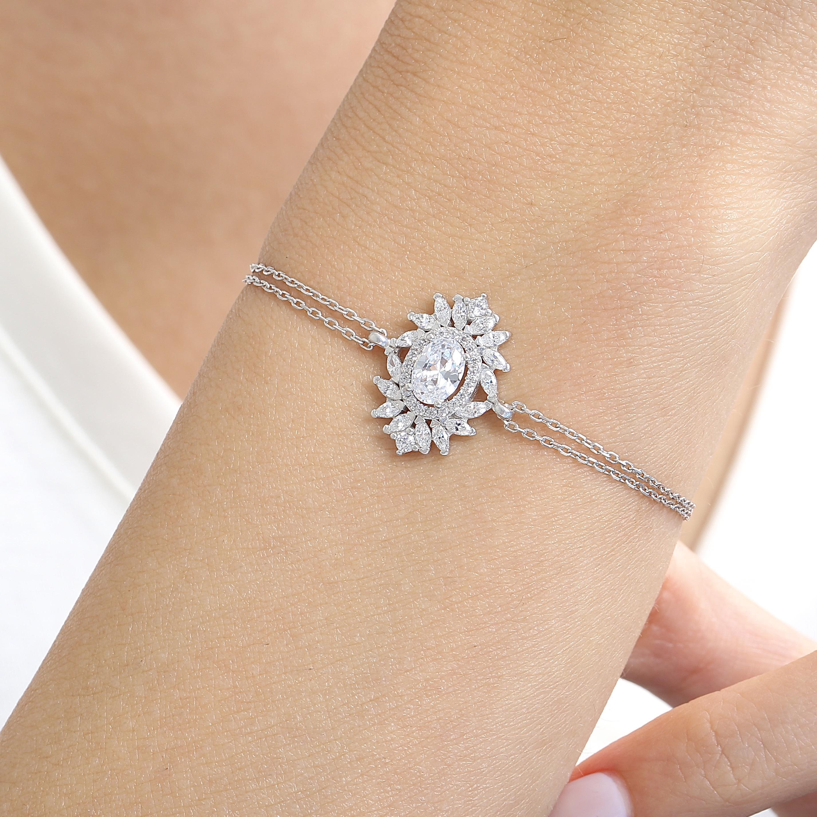 Effective Diamond Venice Dance Silver Bracelet