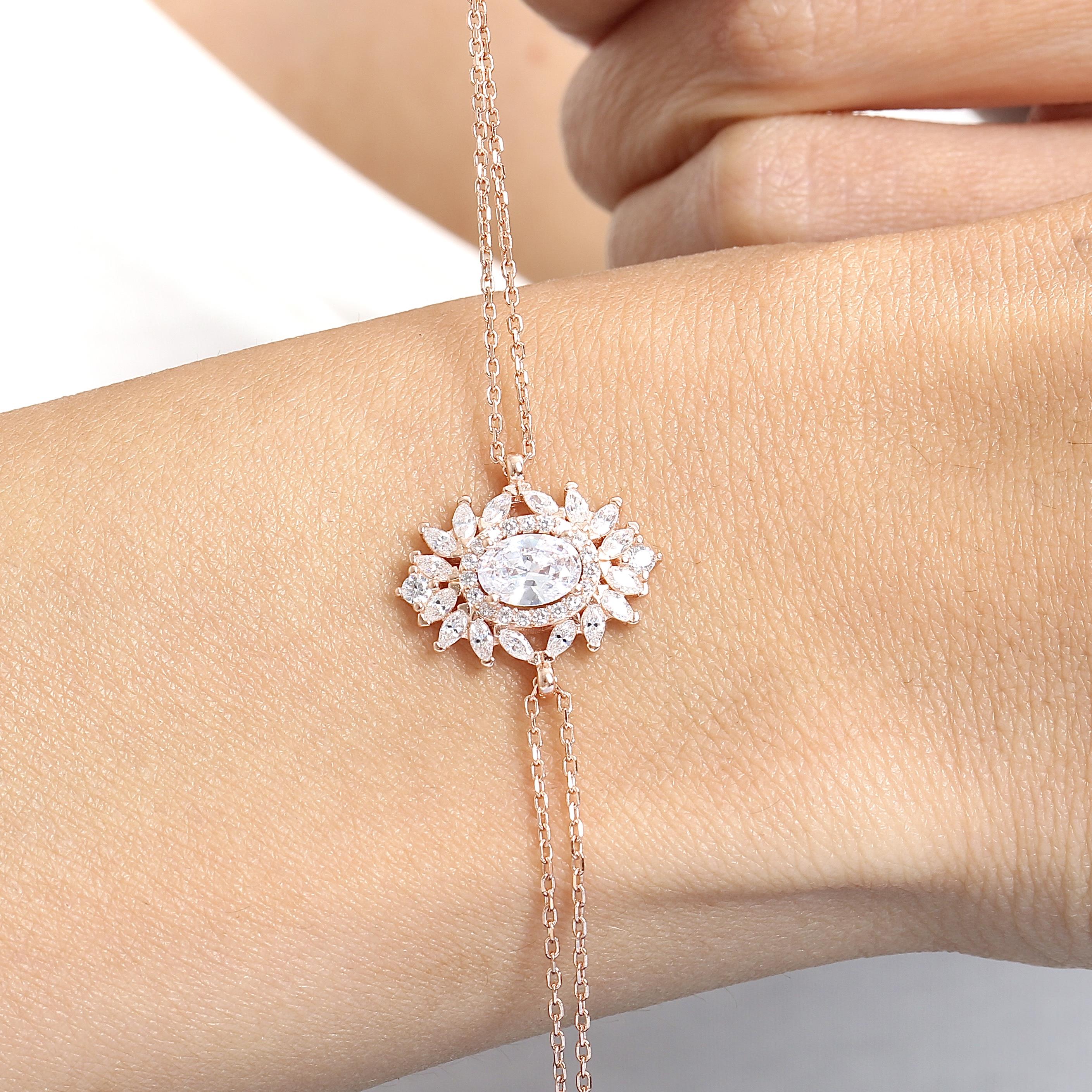 Effective Diamond Venice Dance Sparkling Silver Bracelet