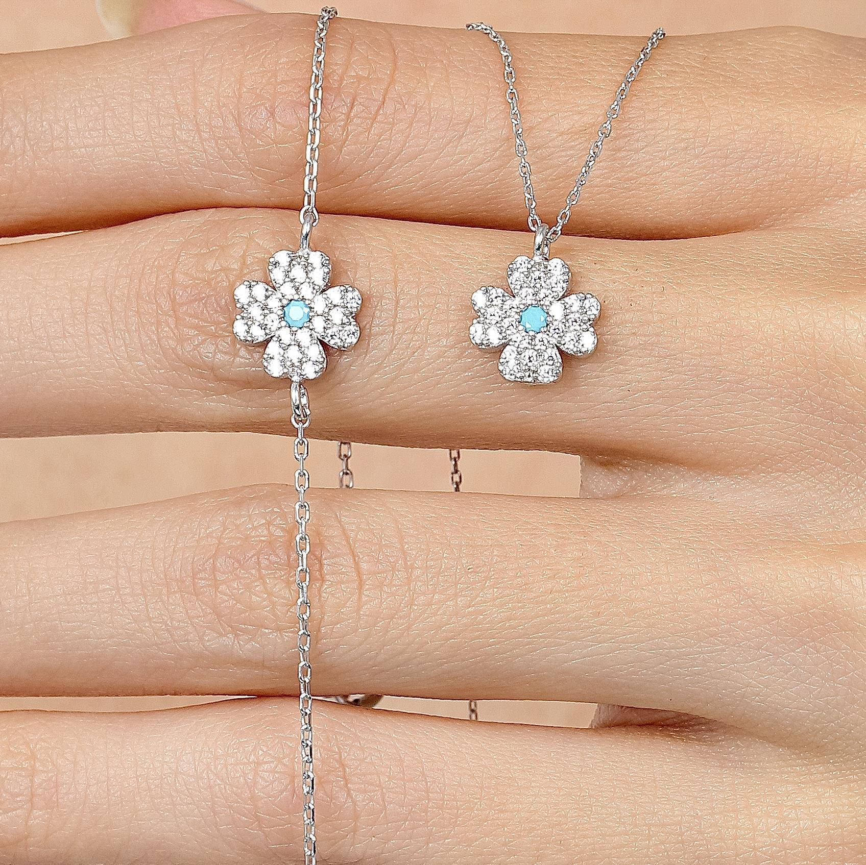 Turquoise Detail Clover Silver Duo Set