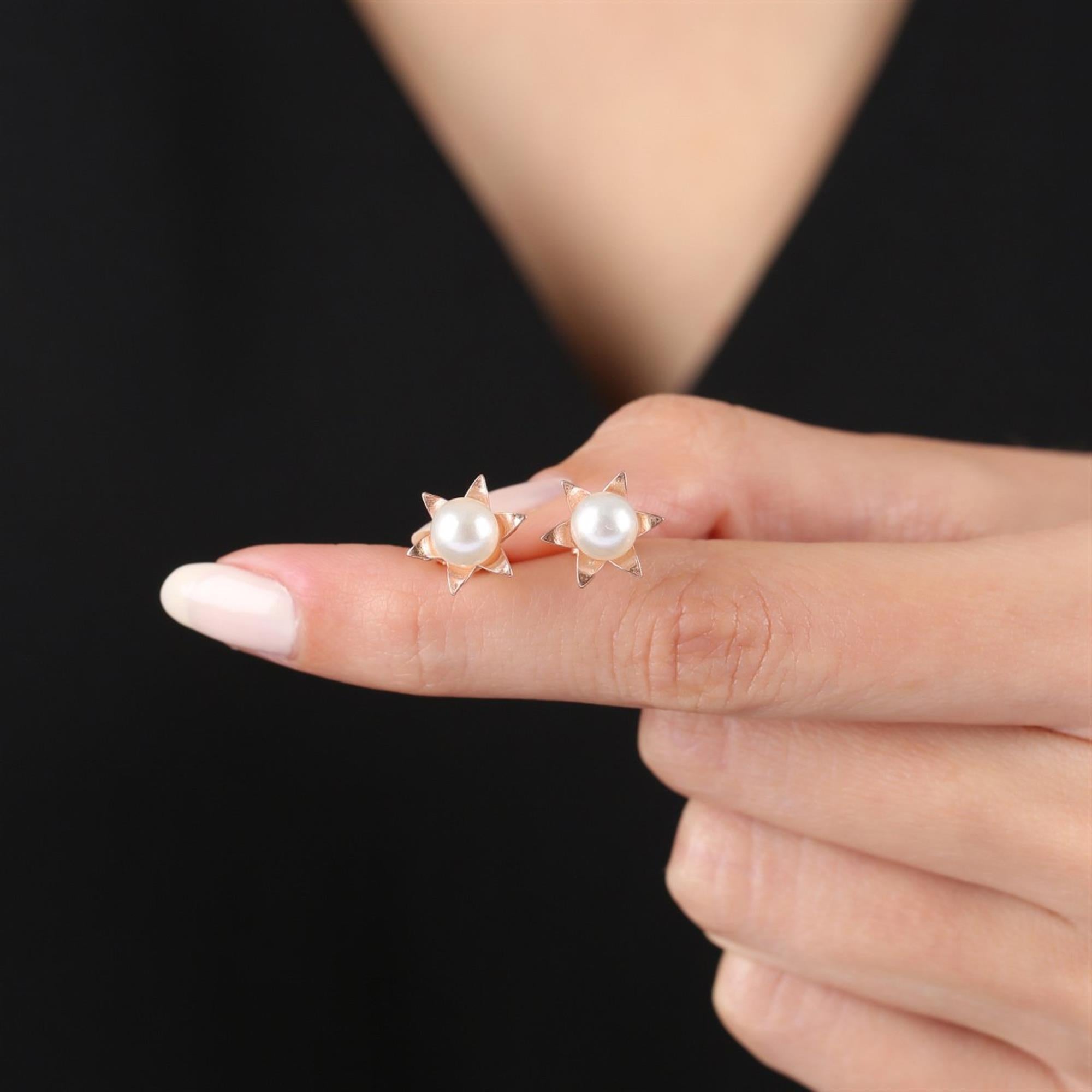 Pearl Star Flowers Rose Gold Earrings