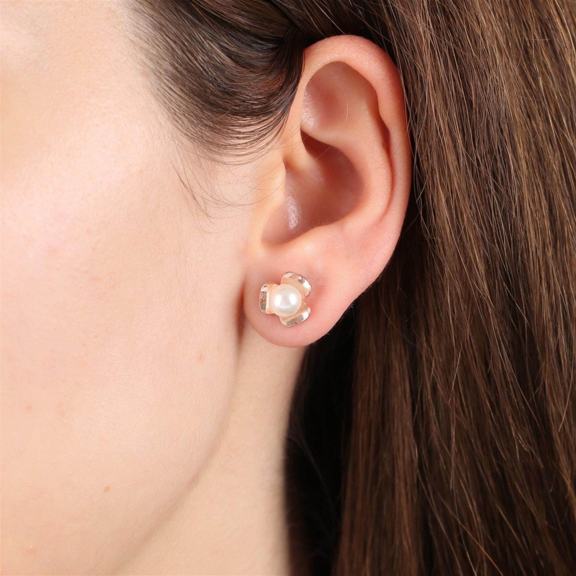 Dainty Pearl Clover Flowers Rose Gold Earrings