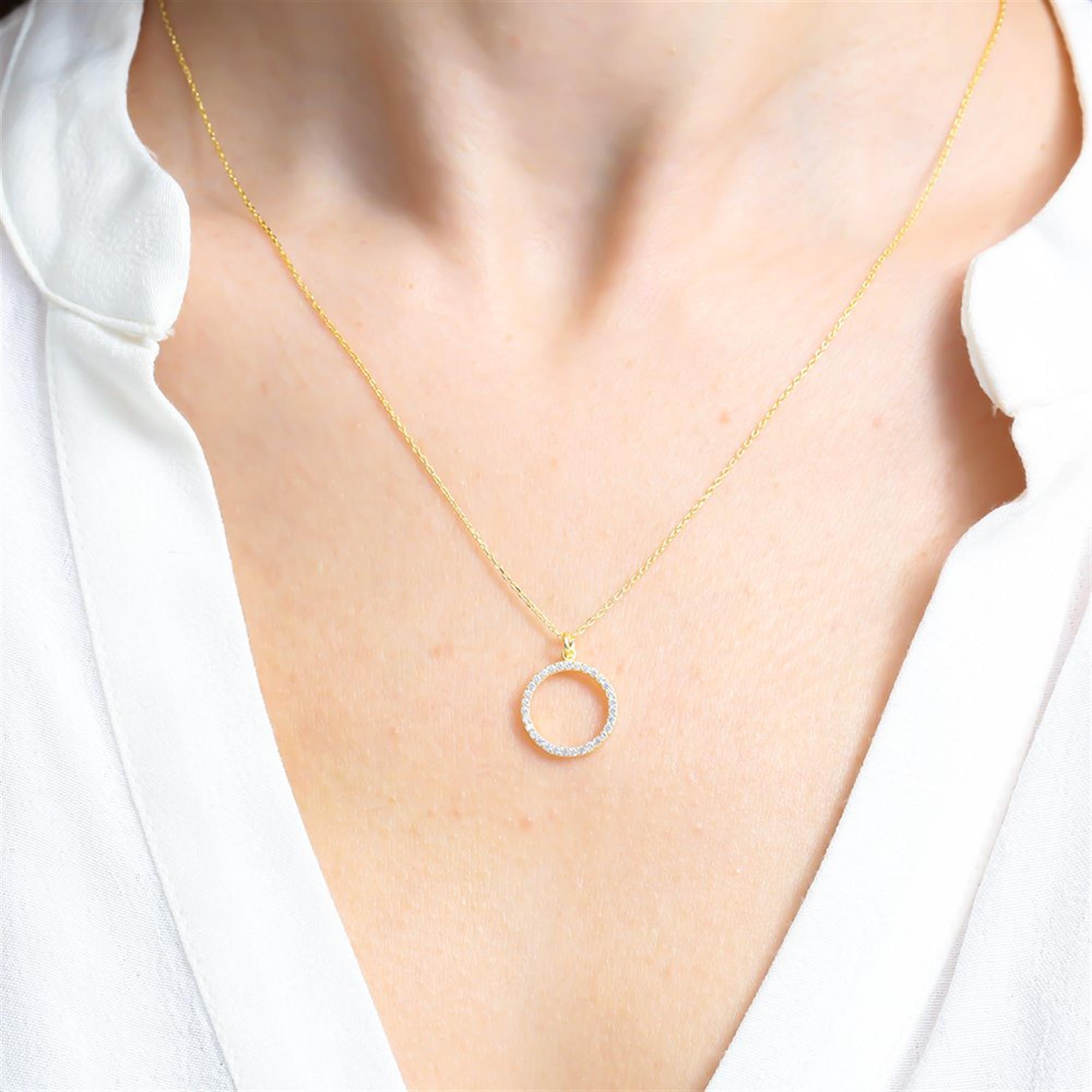 Minimal Sparkling Circle Gold Plated Necklace