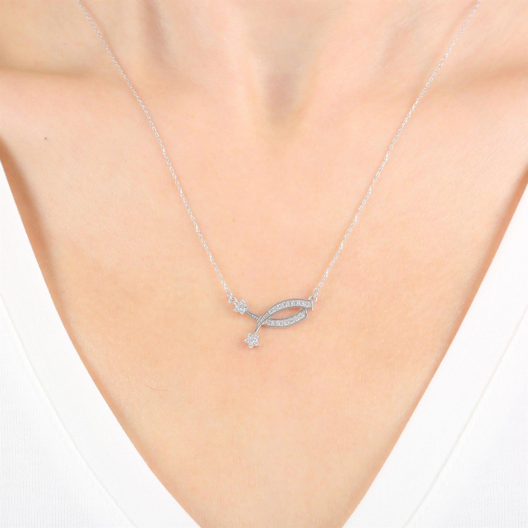 Dainty Sparkling Star Silver Necklace