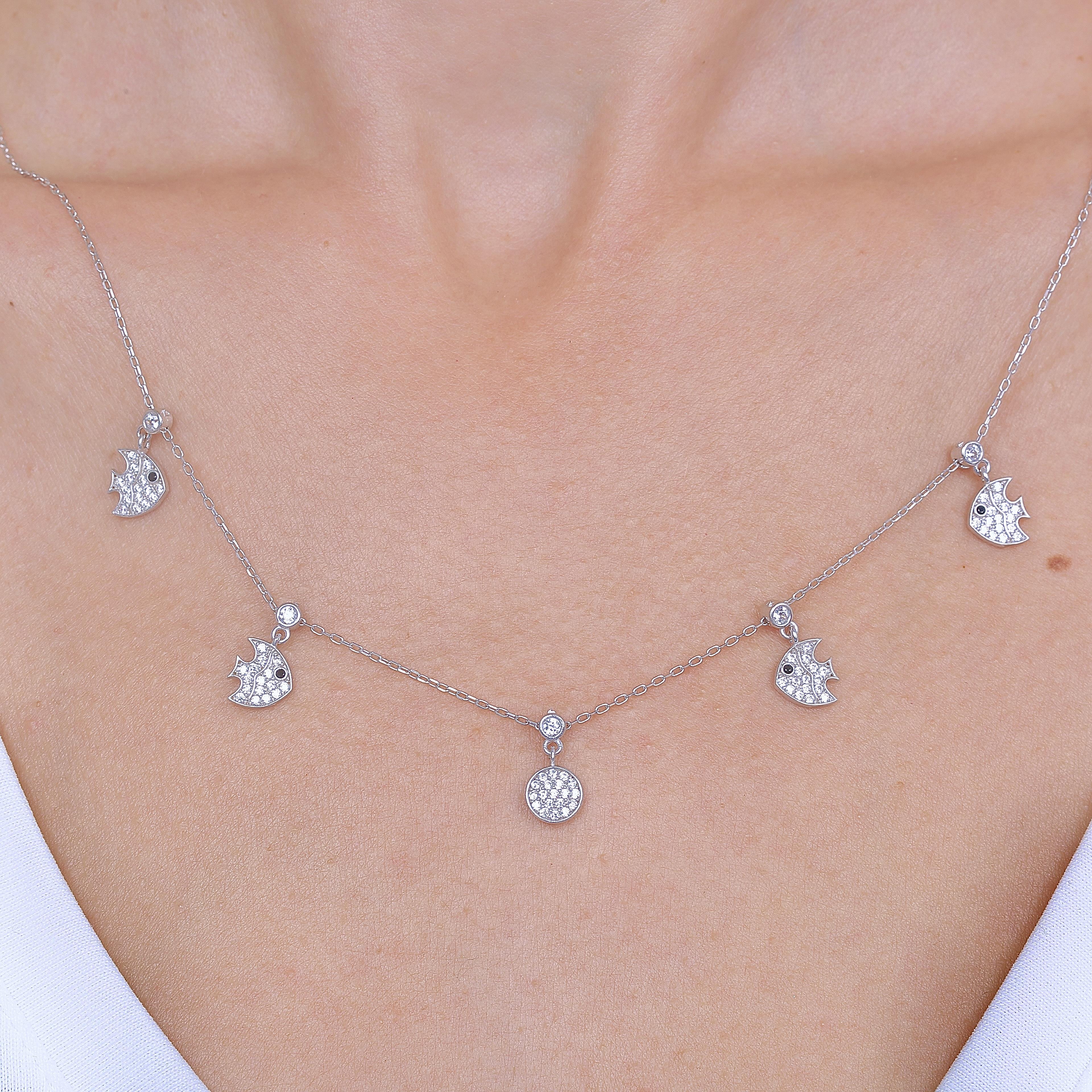 Sparkling Fins Choker Silver Luck Necklace