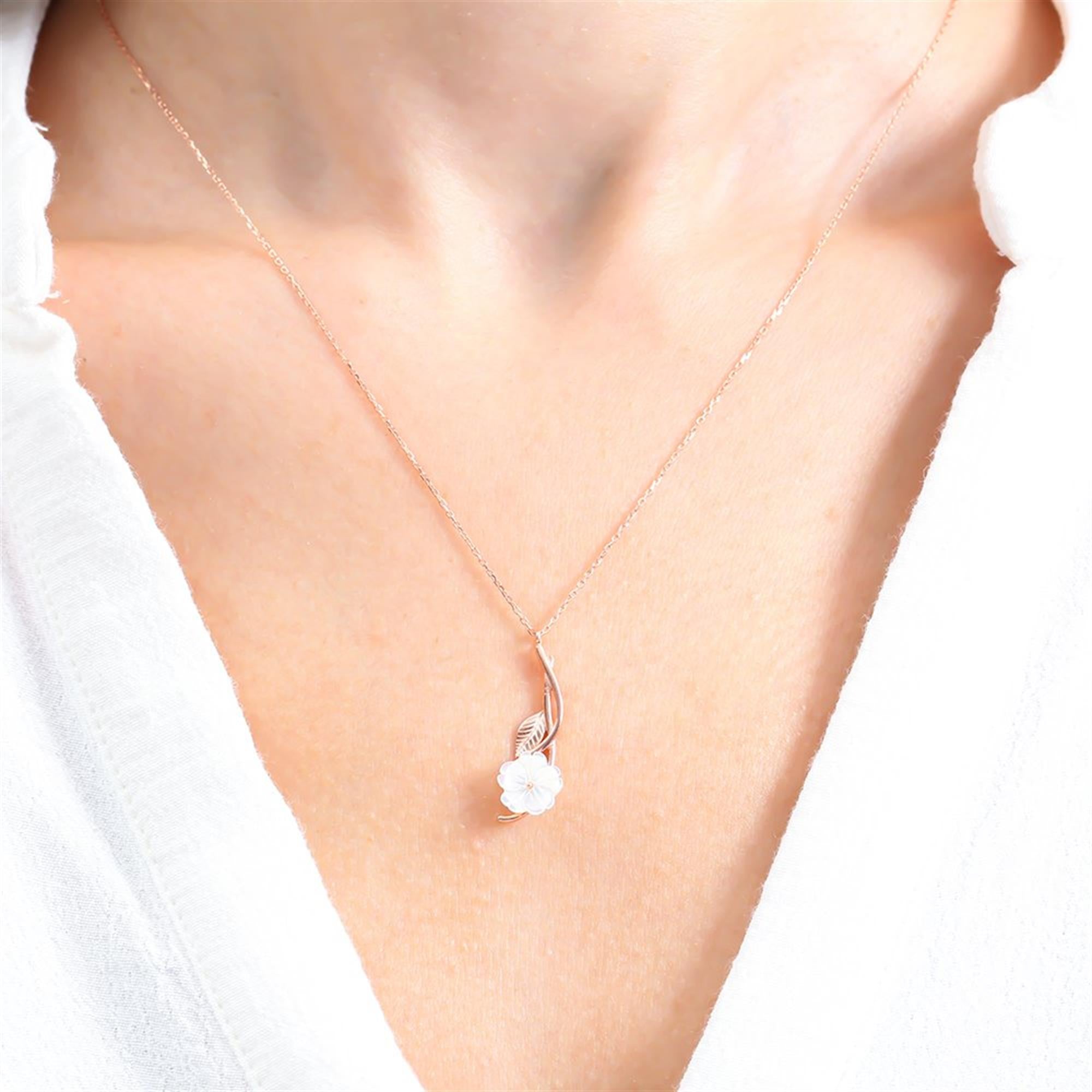 Italian Design Spring Love Rose Gold Necklace