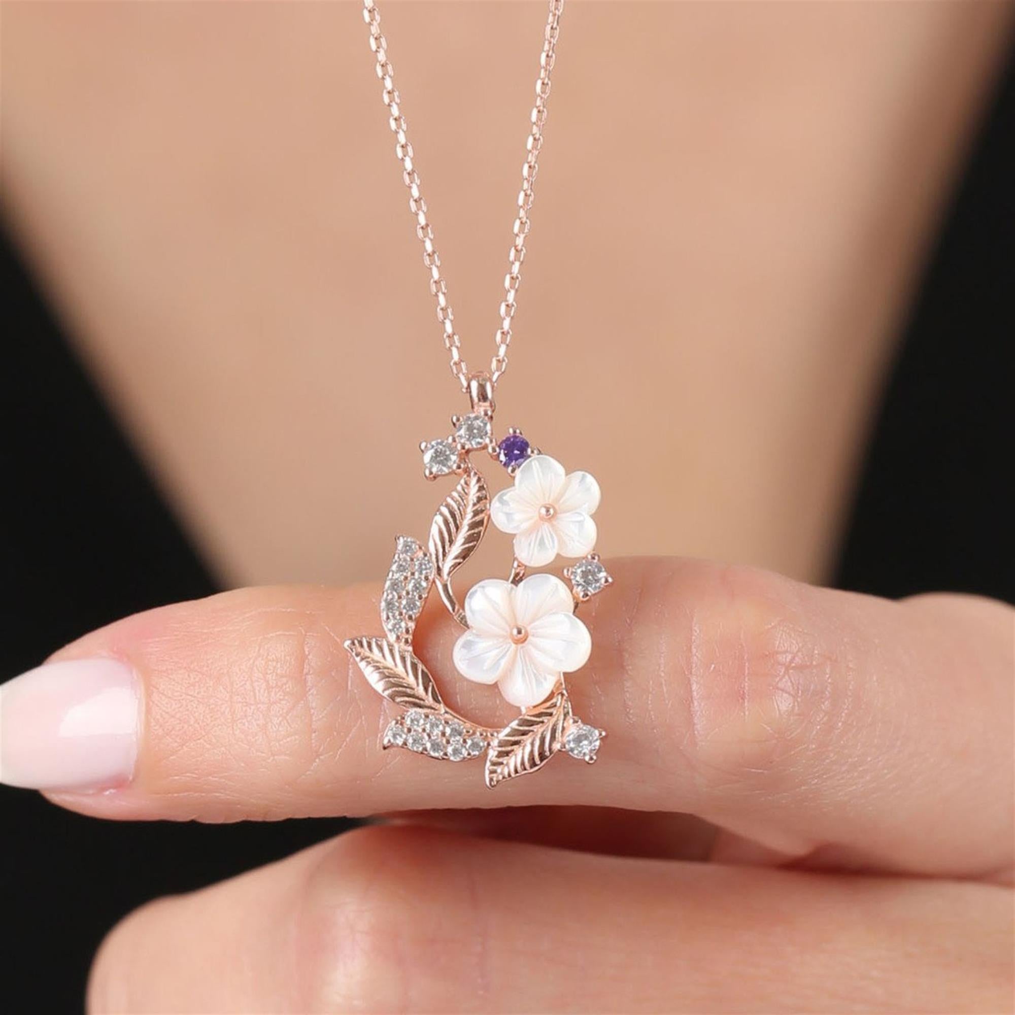 Magnolia Flower Sparkling Buckle Rose Gold Necklace