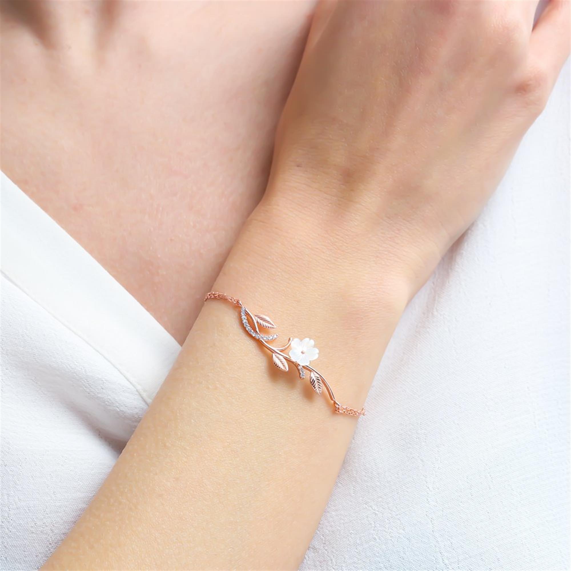Magnolia Flowers Sparkle Rose Gold Bracelet