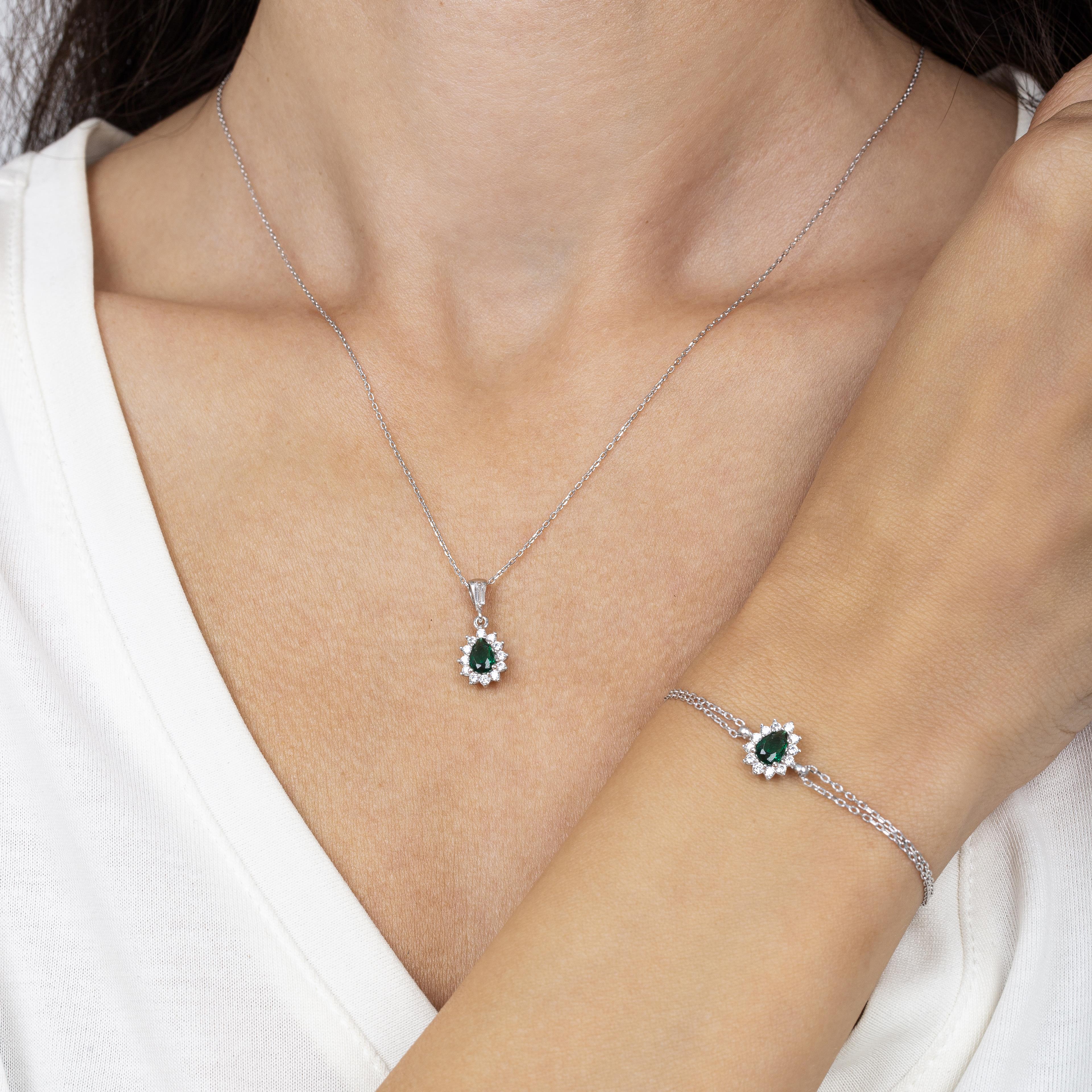 Diamond Drop Emerald 925 Silver Jewelry Set