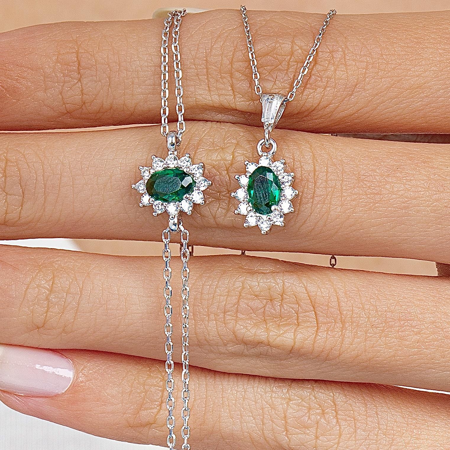 Diamond Oval Cut Emerald 925 Silver Jewelry Set