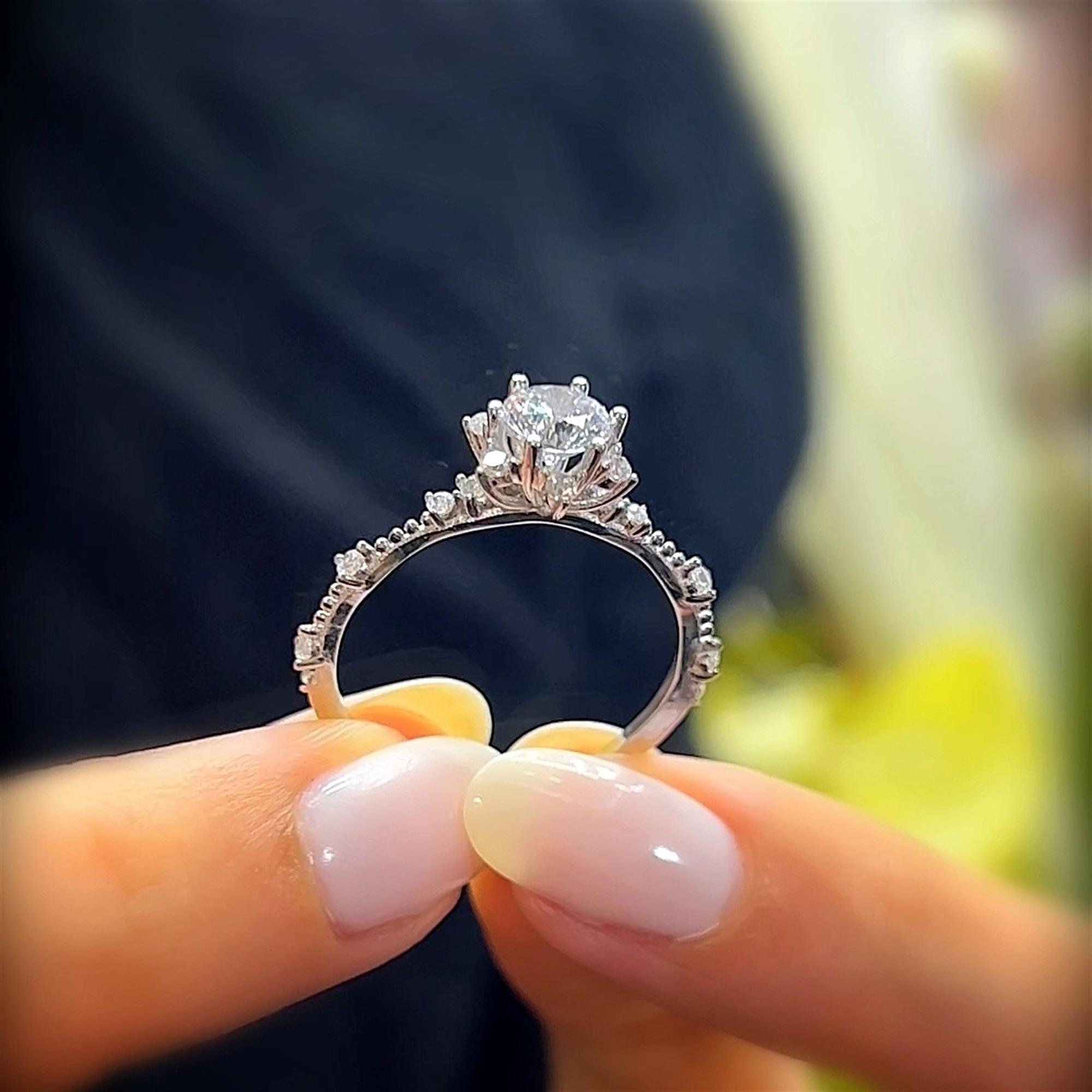 Diamond Love Sun Halo Silver Ring