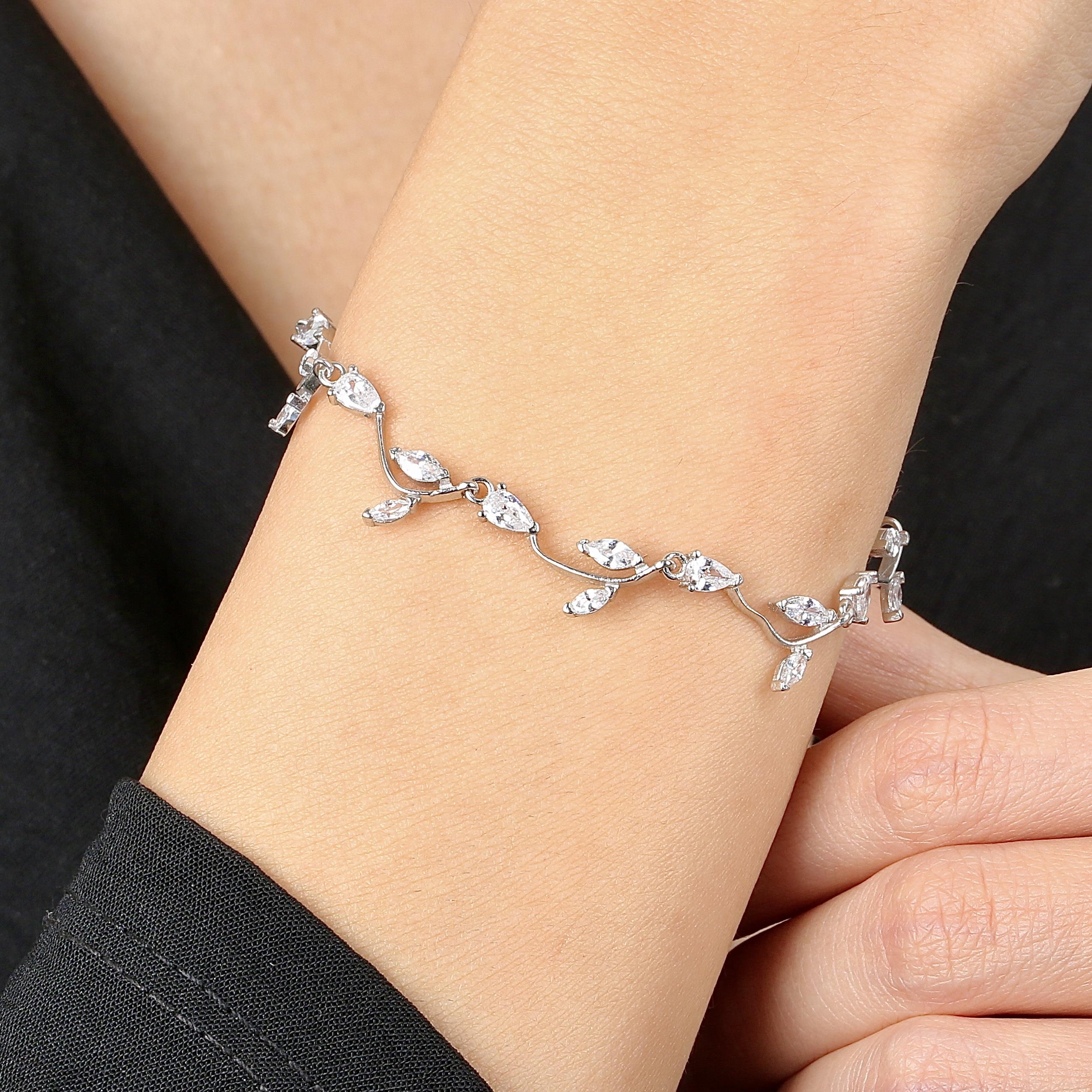 Diamond Setting Stone Love Story Waterway Set
