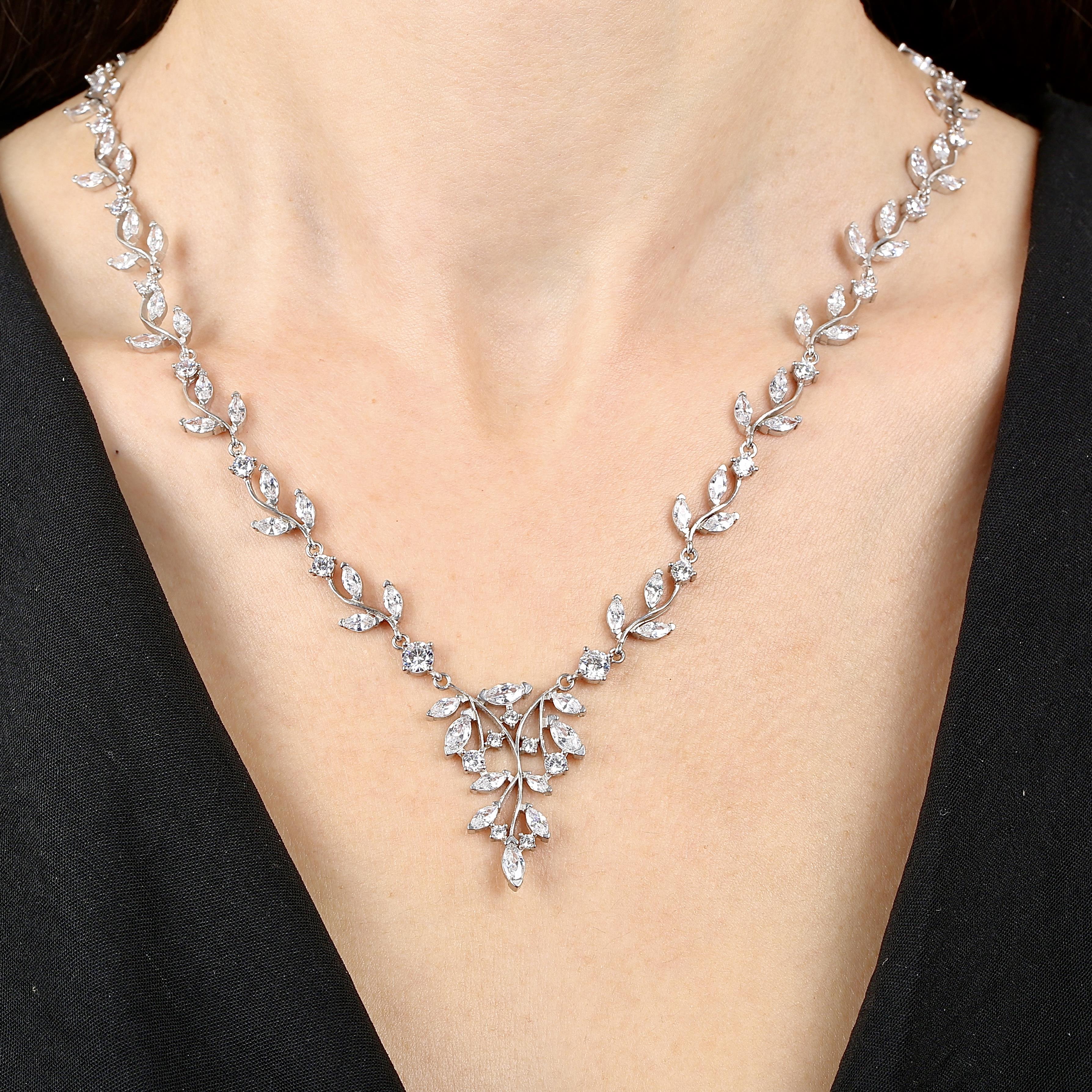Diamond Full Stone Silver Melody Waterway Set