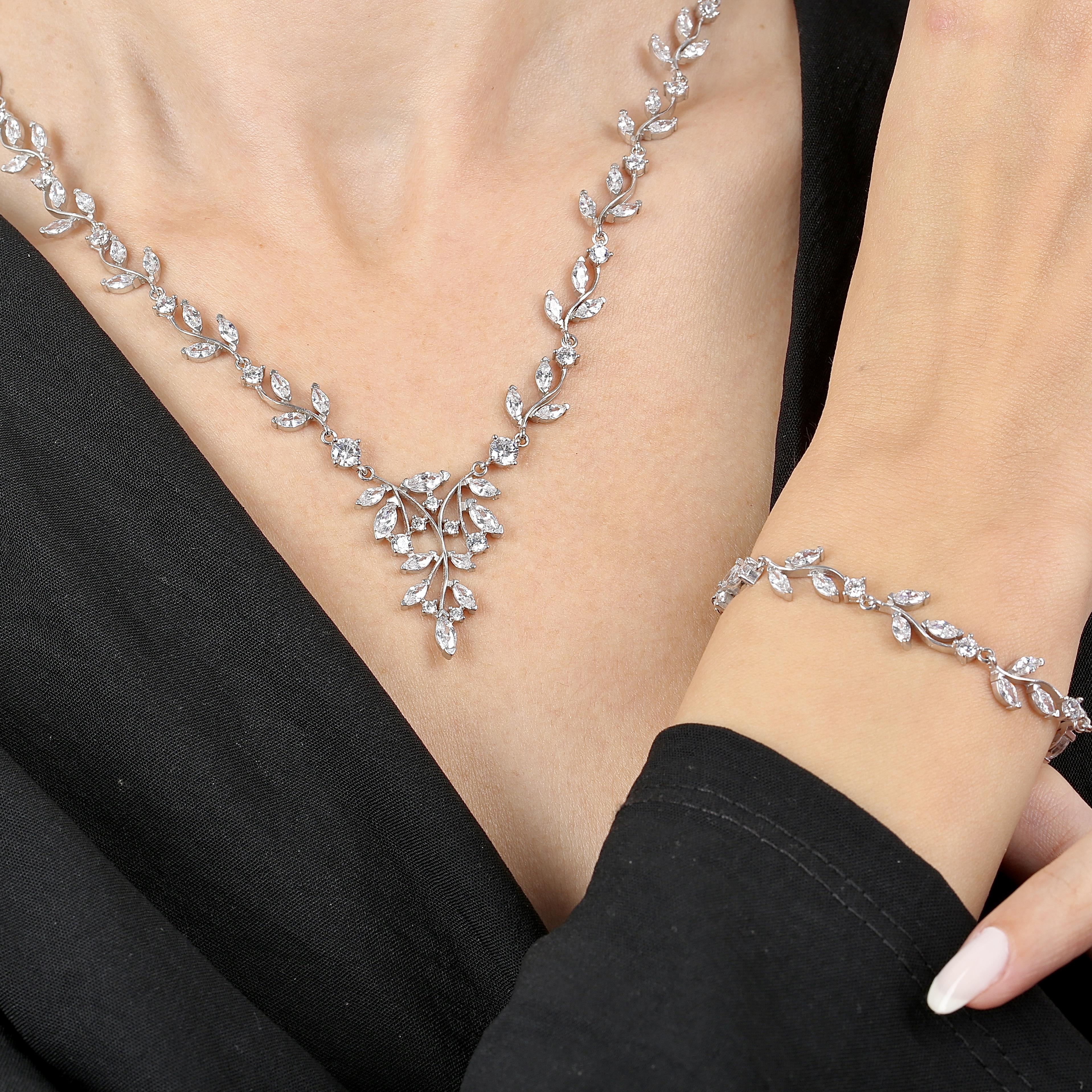 Diamond Full Stone Silver Melody Waterway Set
