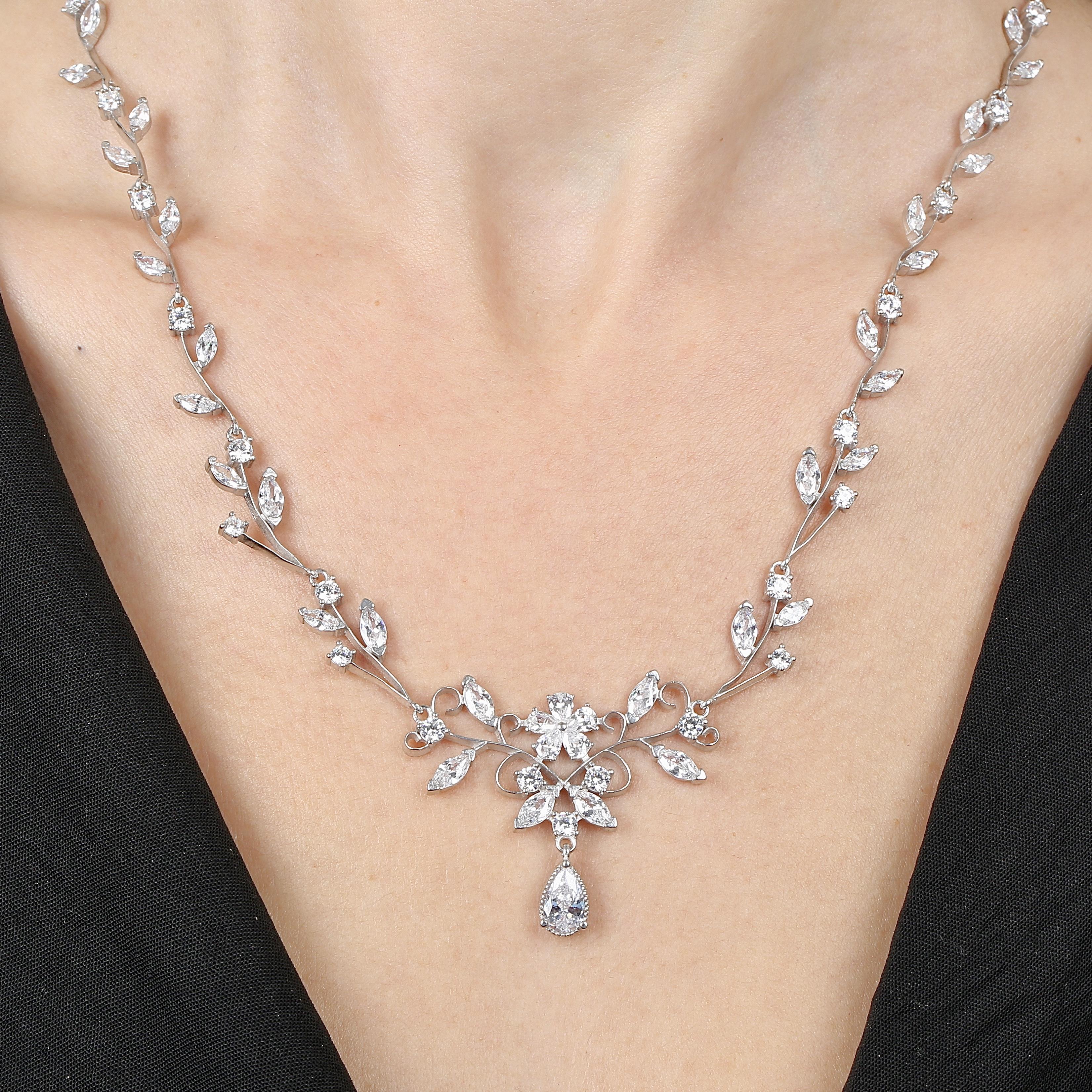Diamond Love Silver Bouquet Tennis Waterway Set