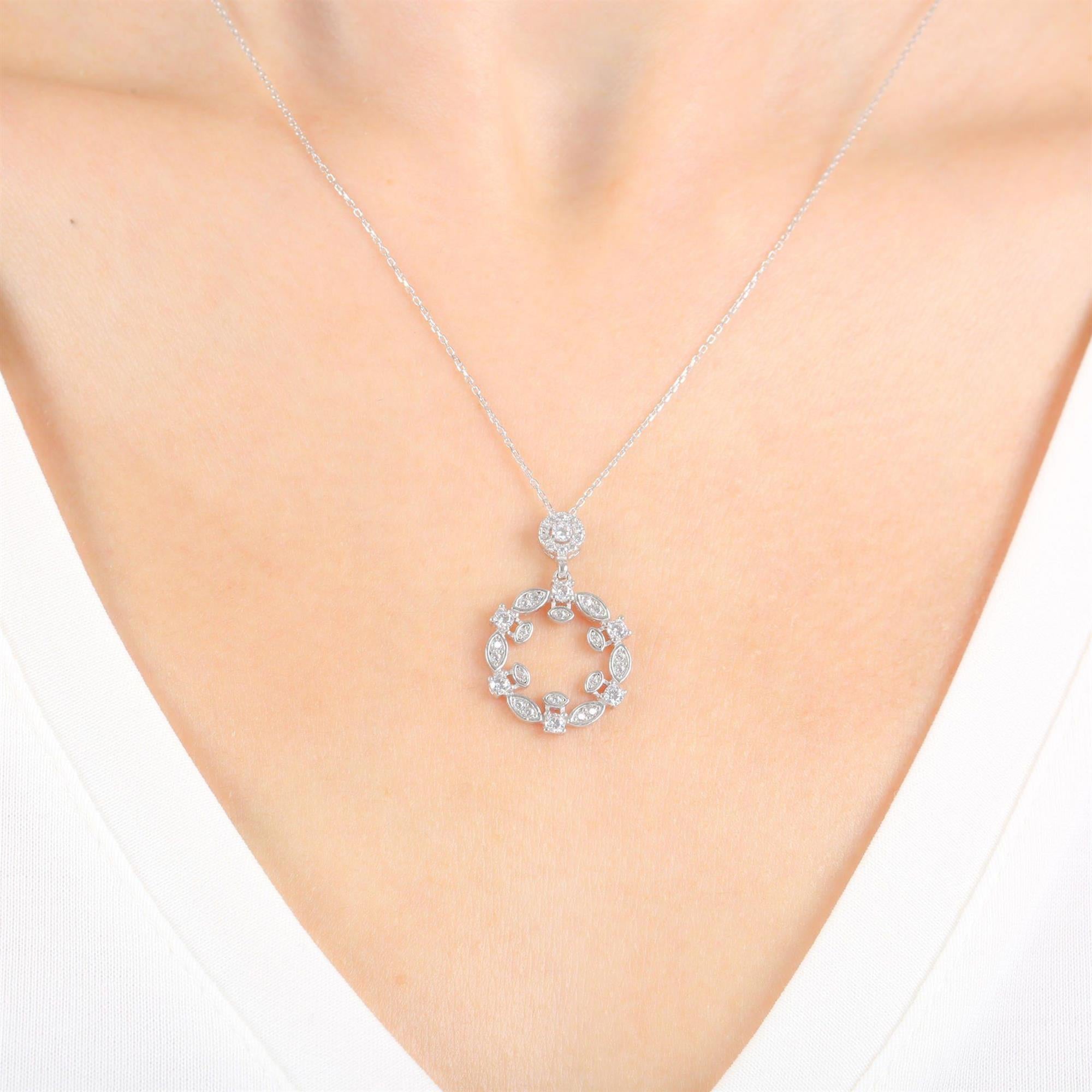 Diamond Setting Sparkle Geometric Silver Necklace