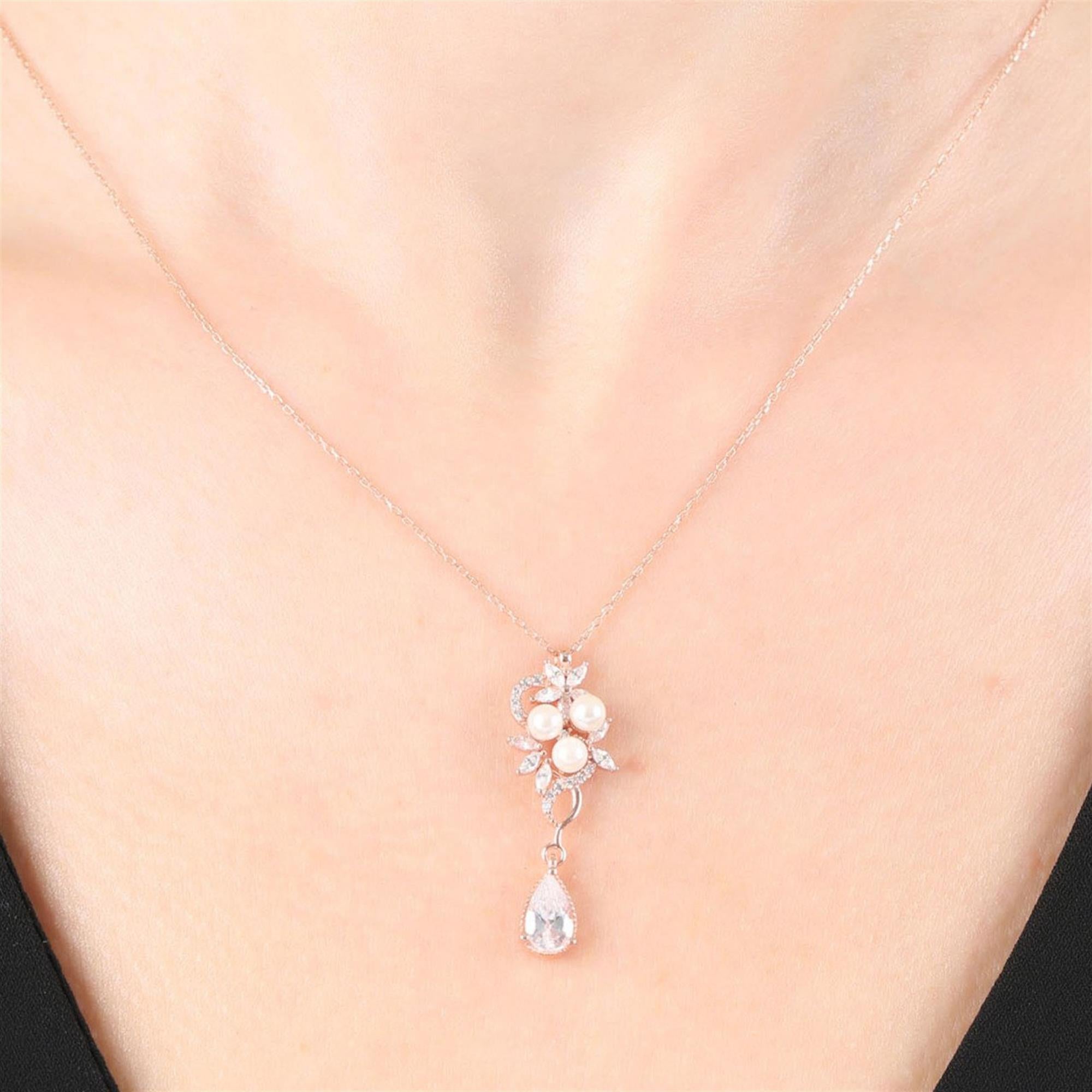 Diamond Royal Pearl Drop Rose Gold Necklace