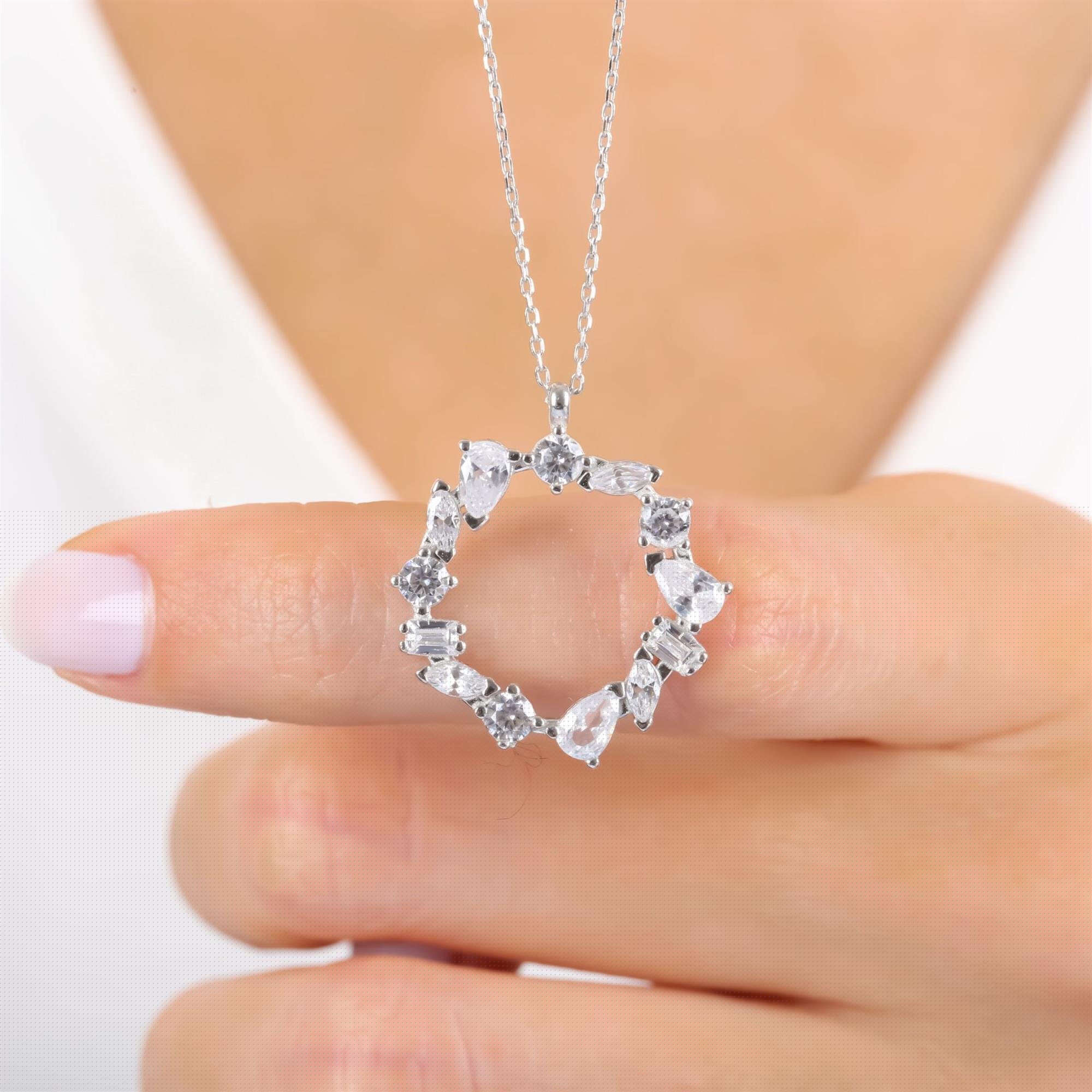 Diamond Setting Sparkling Passion Circle Silver Necklace
