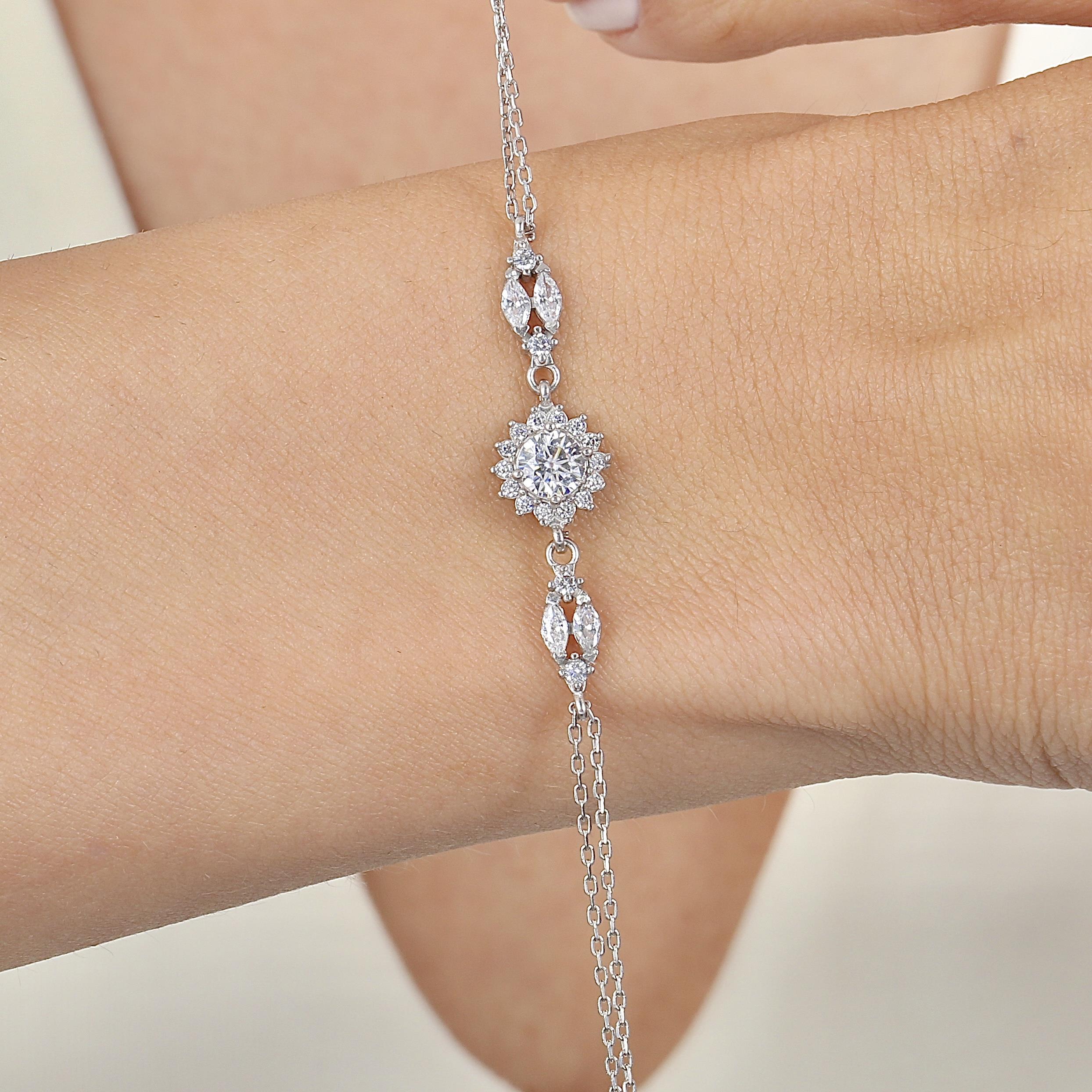 Diamond Setting Sunshine of Happiness Silver Bracelet