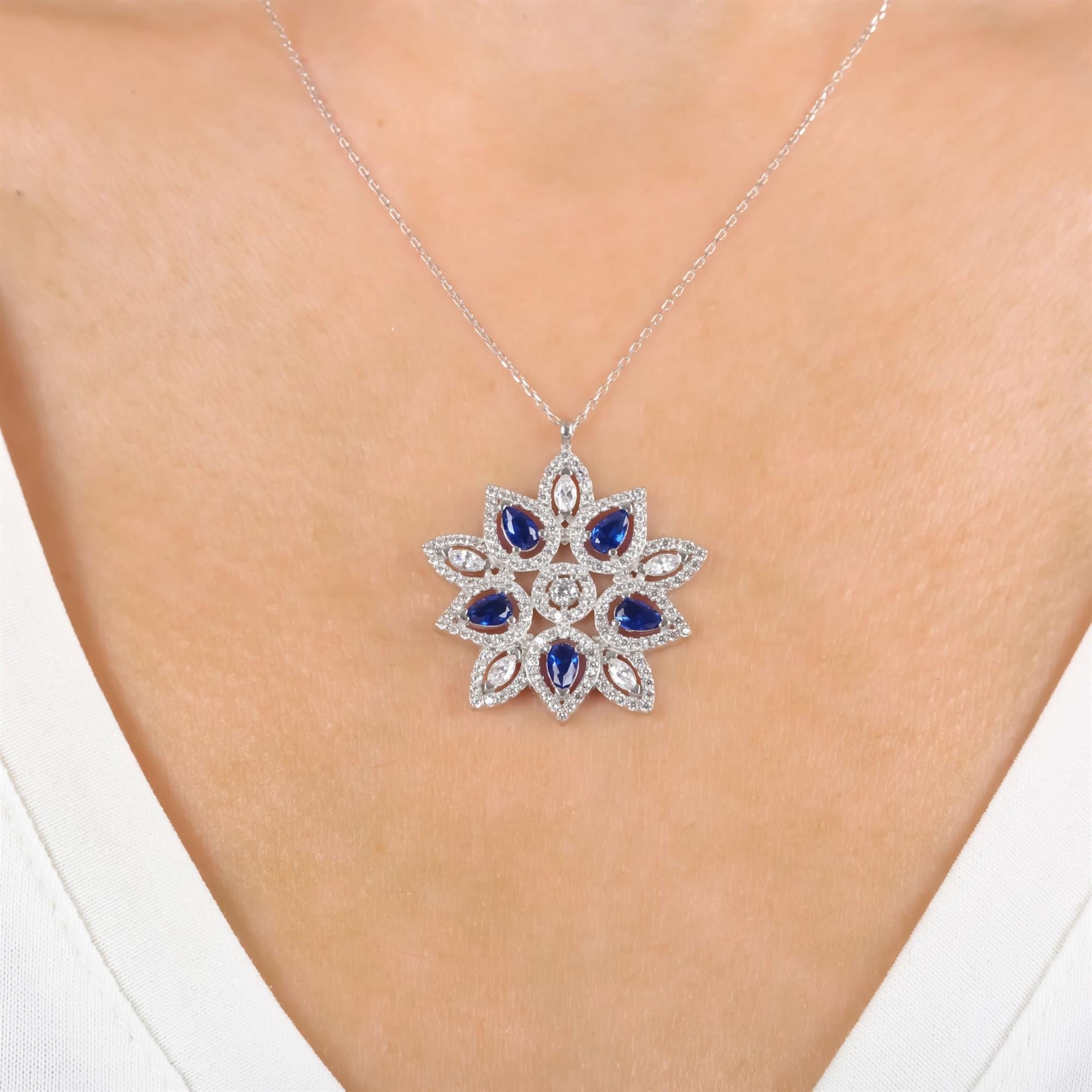 Diamond Setting Royal Sapphire Snowflake Necklace