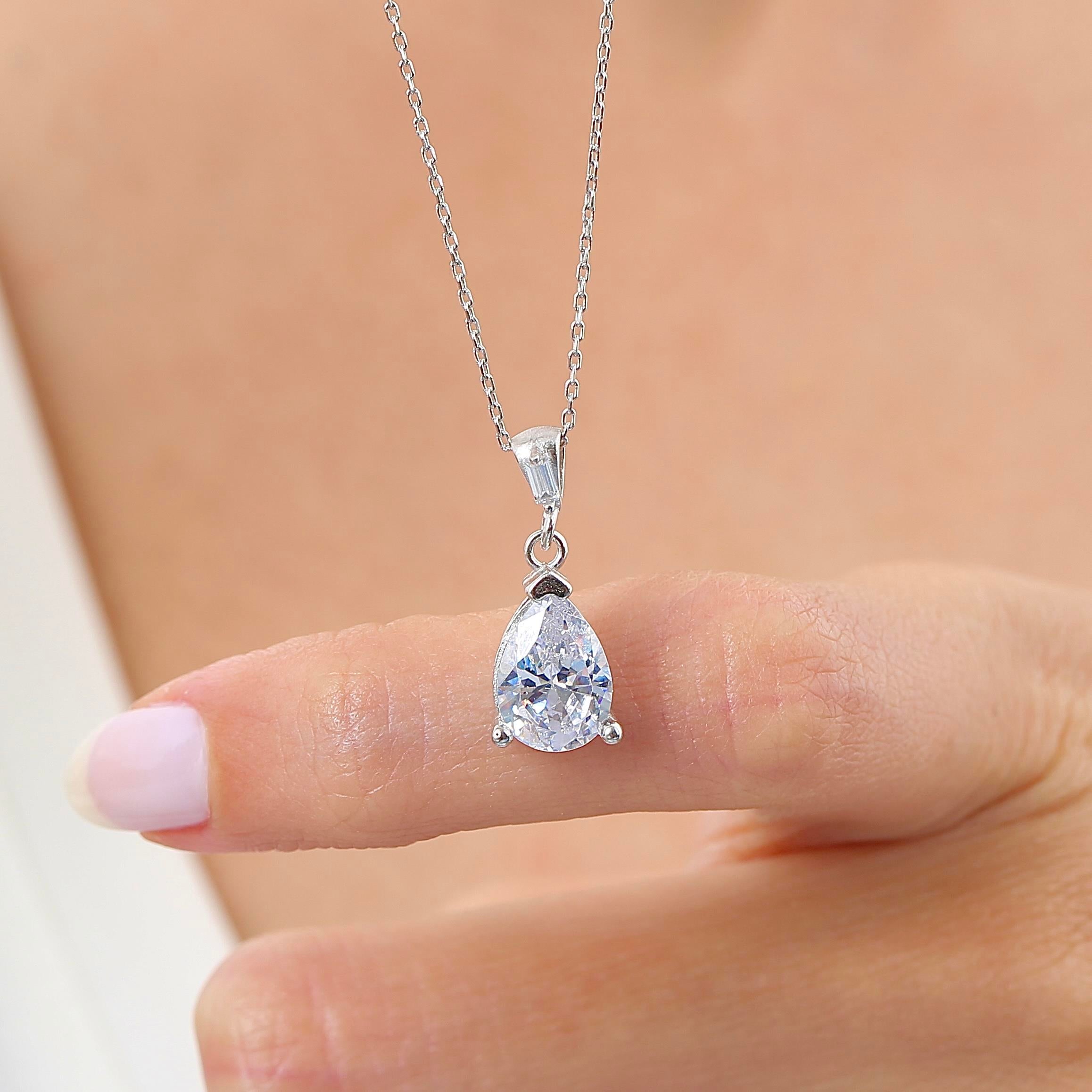 Diamond Setting Single Drop Silver Necklace