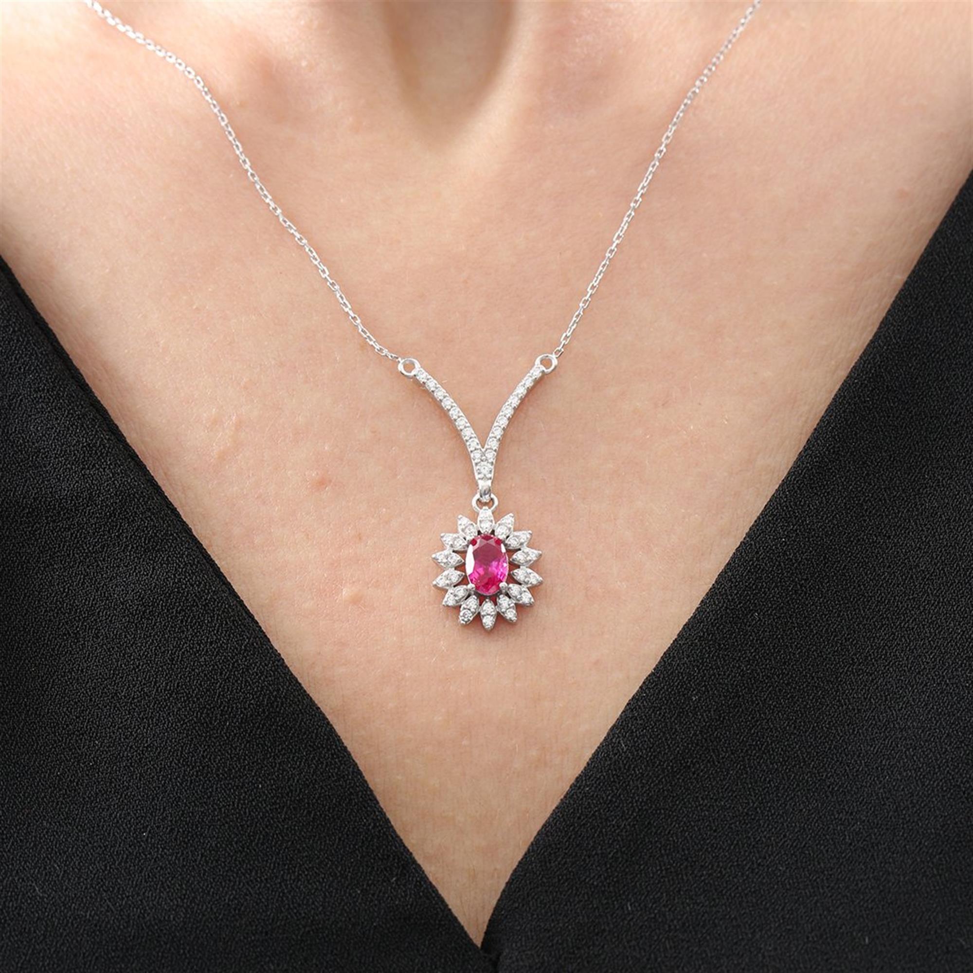 Diamond Setting Vega Star Synthetic Ruby Seal of Elegance Silver Necklace