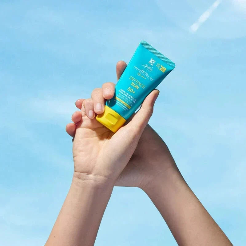BioNike Defence Sun SPF50+ Melting Face Cream 50 ml / 1.7 fl oz