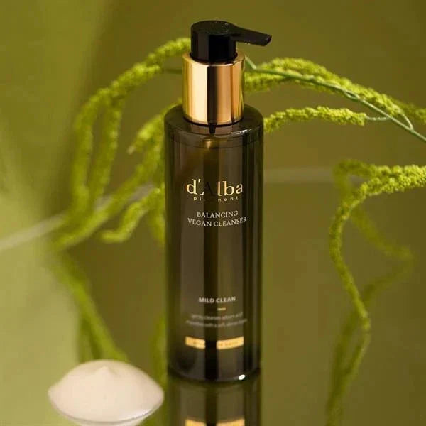 Dalba Mild Skin Balancing Vegan Cleanser 200 ml / 6.8 fl oz