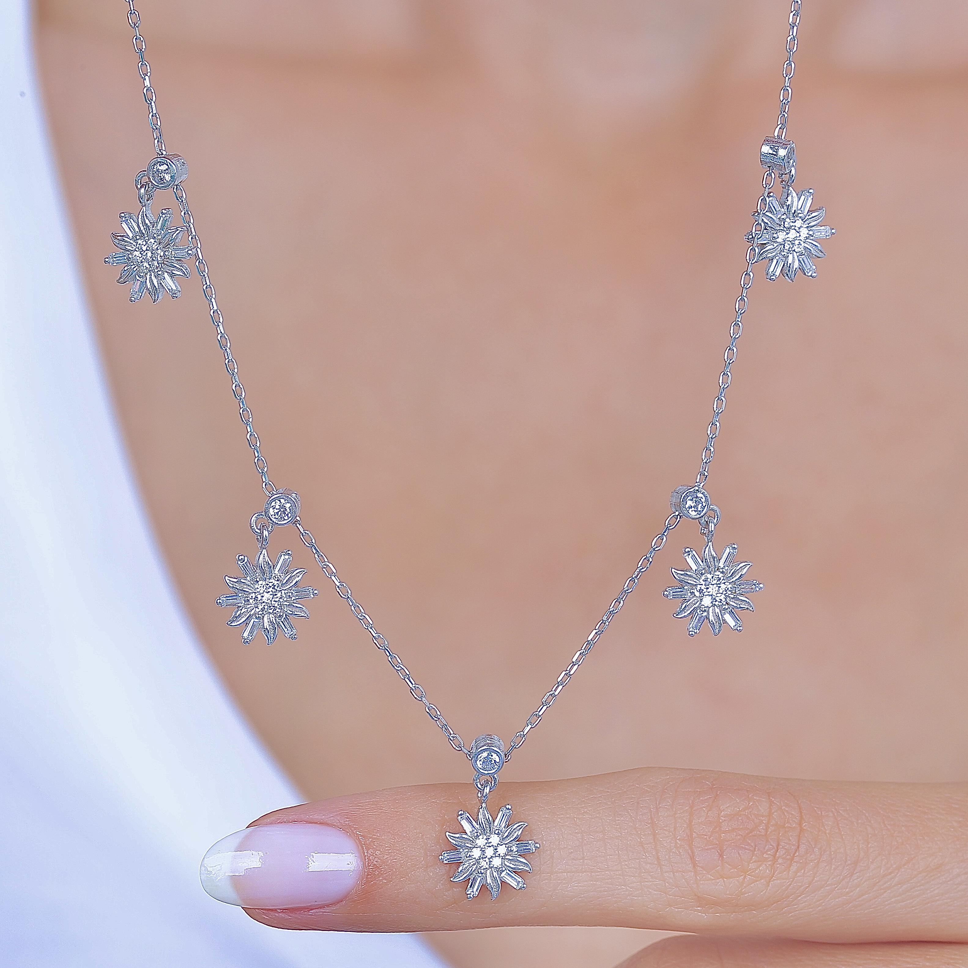 Baguette Flower Luck Silver Choker Necklace